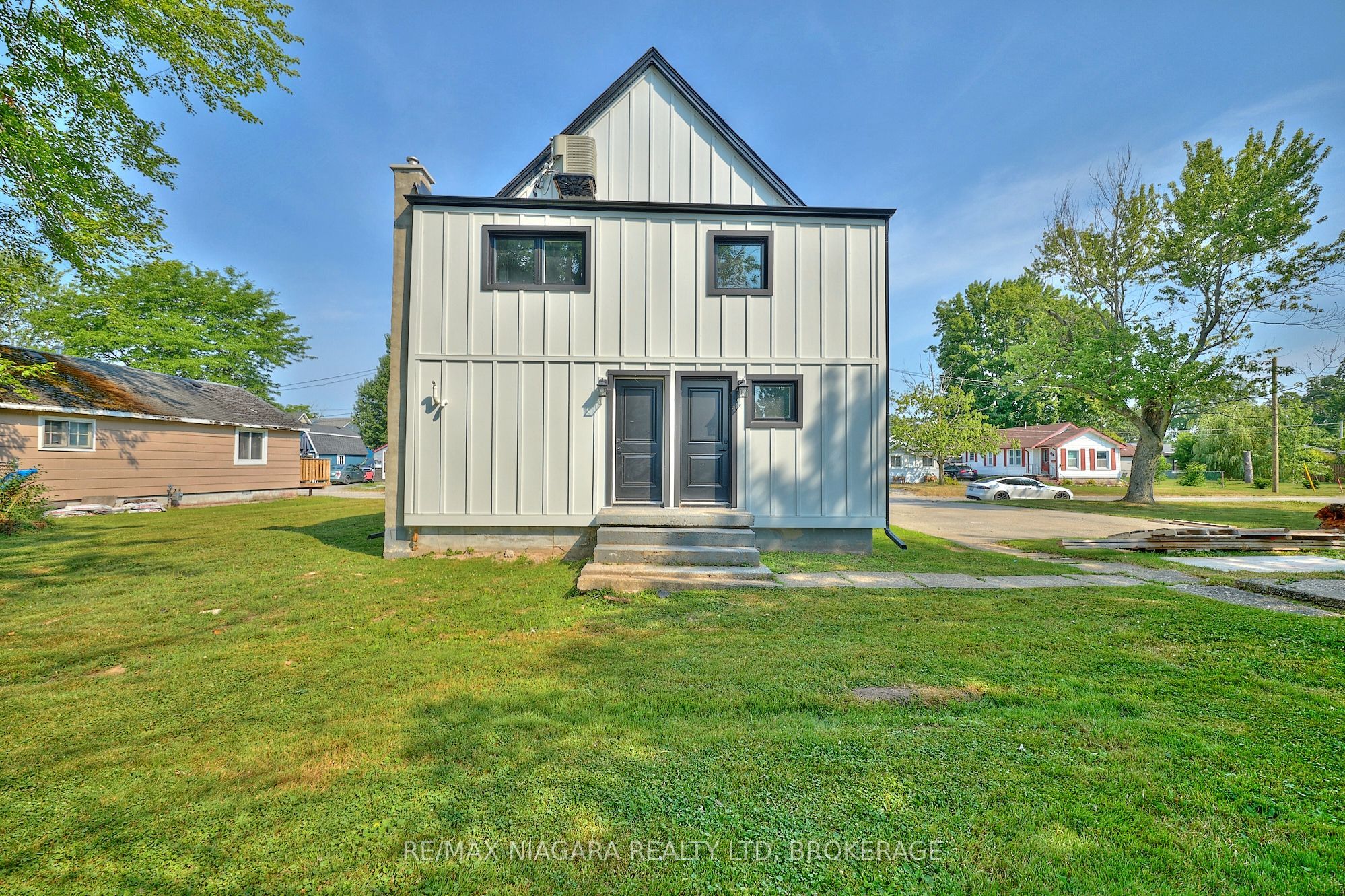 19 Maccabee Avenue Lower, Fort Erie, ON L2A 1C7 photo 5