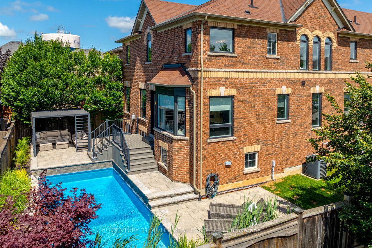 156 Nisbet Boulevard, Hamilton, ON L0R 2H9