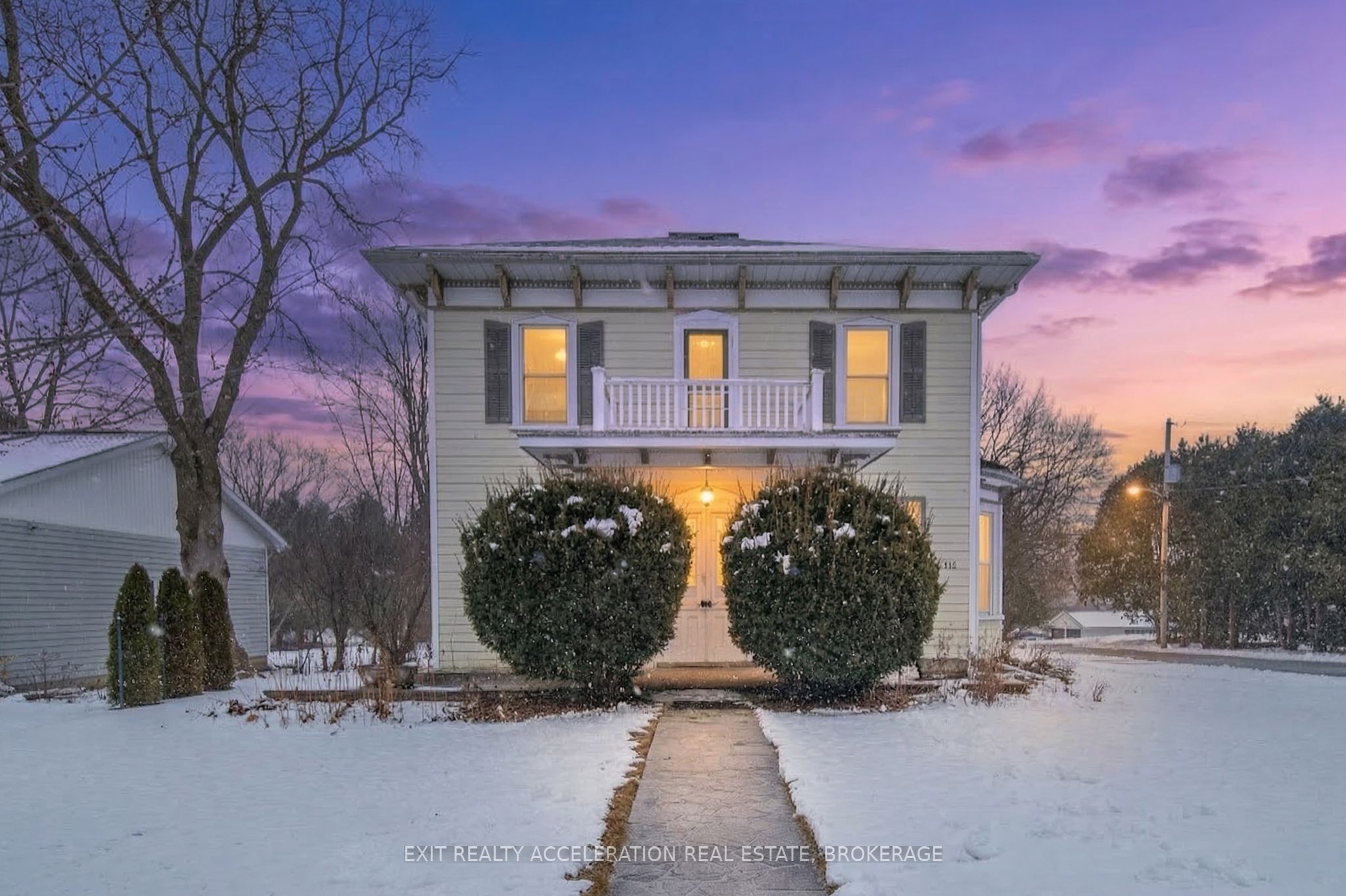 182 Water Street W, Greater Napanee, ON K7R 1W4