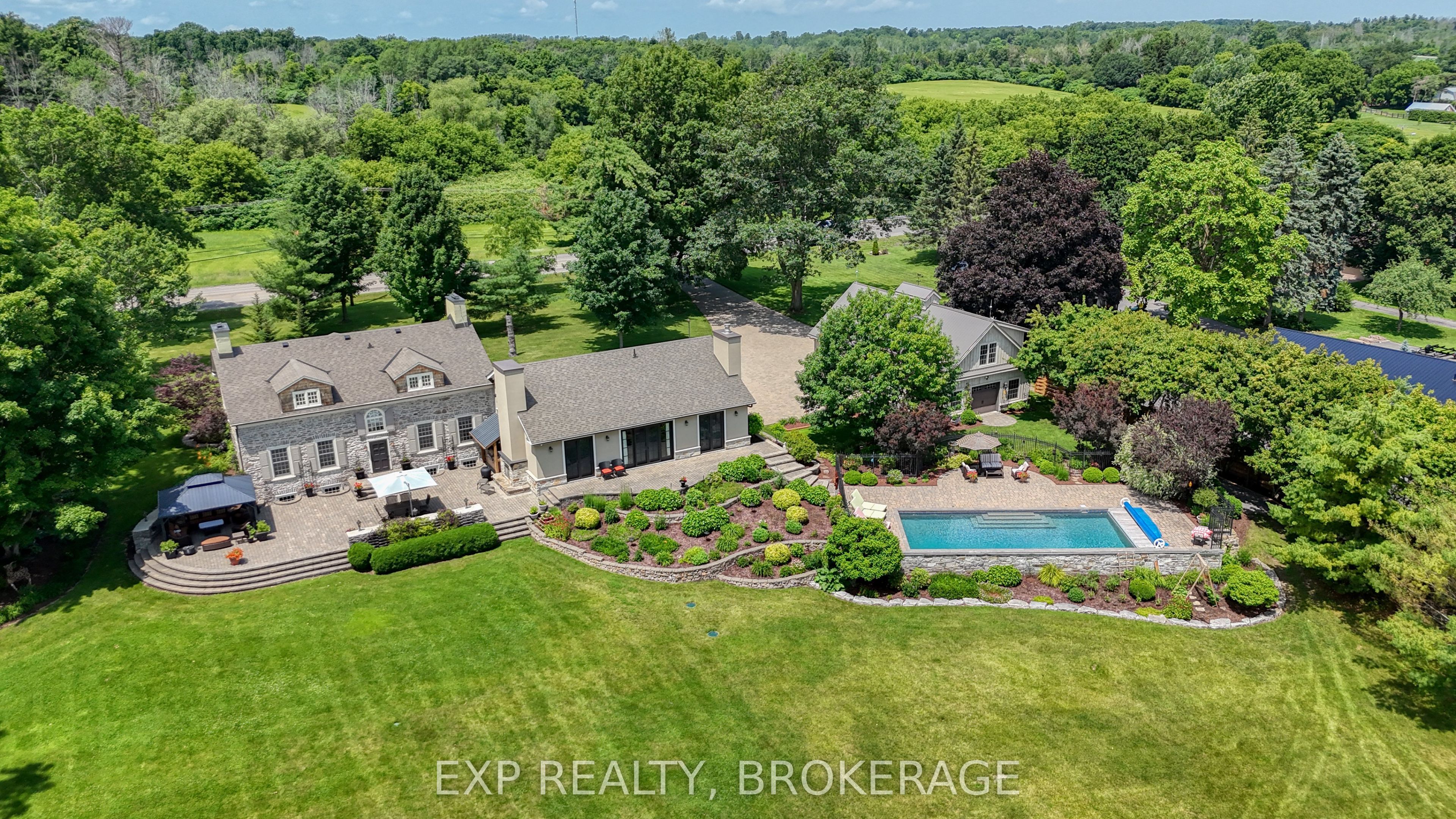 1527 COUNTY 2 Road W, Augusta, ON K0E 1T0
