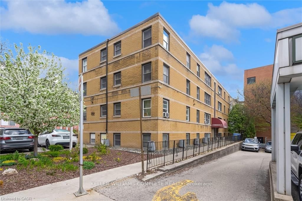4 Robinson Street 14, Hamilton, ON L8P 1Y5 photo 2