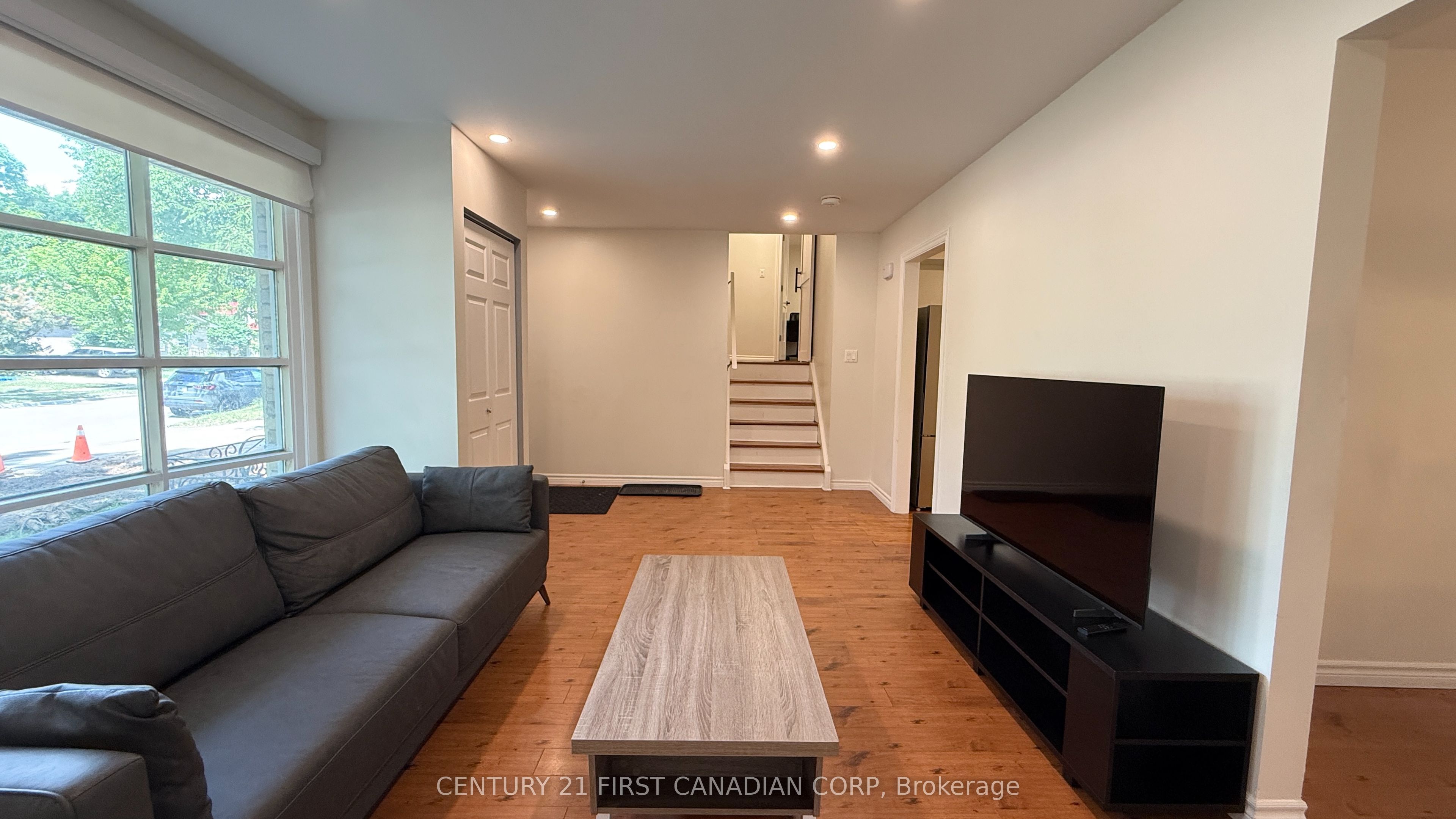 453 Castlegrove Boulevard UPPER, London North, ON N6G 1K9 photo 4