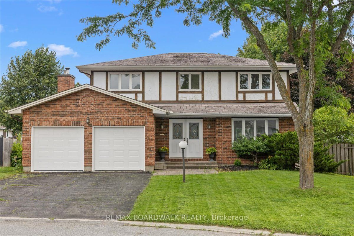 42 Pickwick Drive, Barrhaven, ON K2J 3E7
