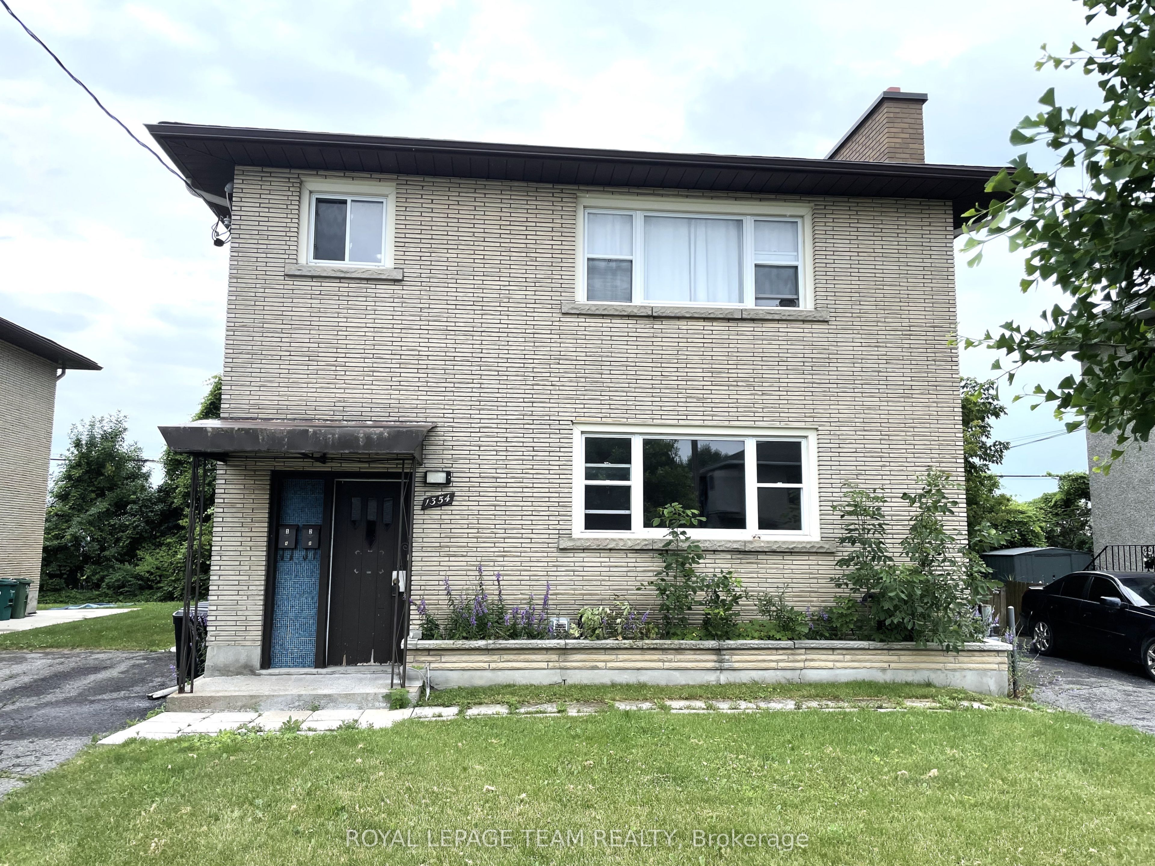 1354 Kingston Avenue 2, Carlington - Central Park, ON K1Z 8L2