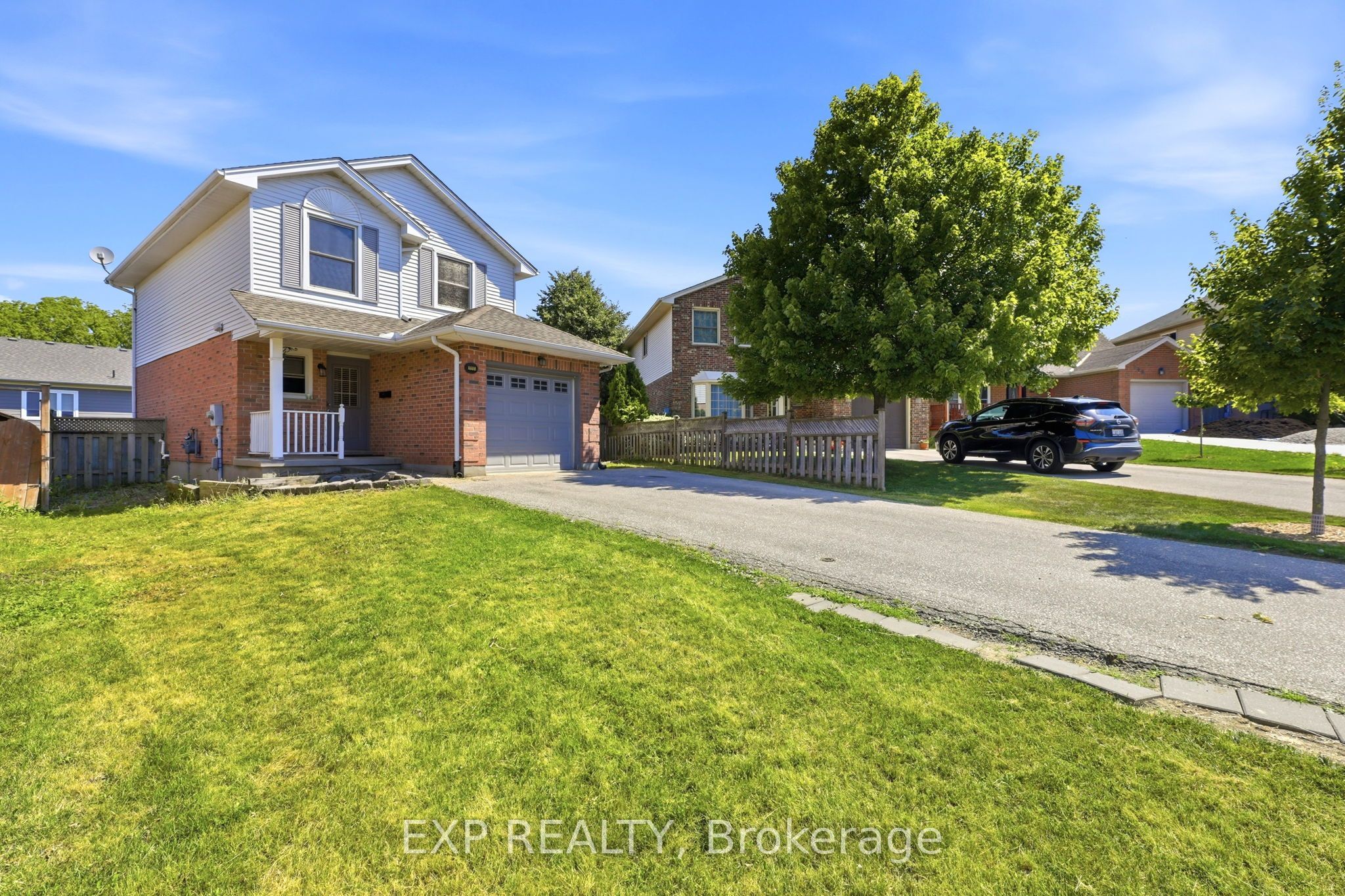 111 Gerald Crescent, London South, ON N5Z 5A4 photo 2