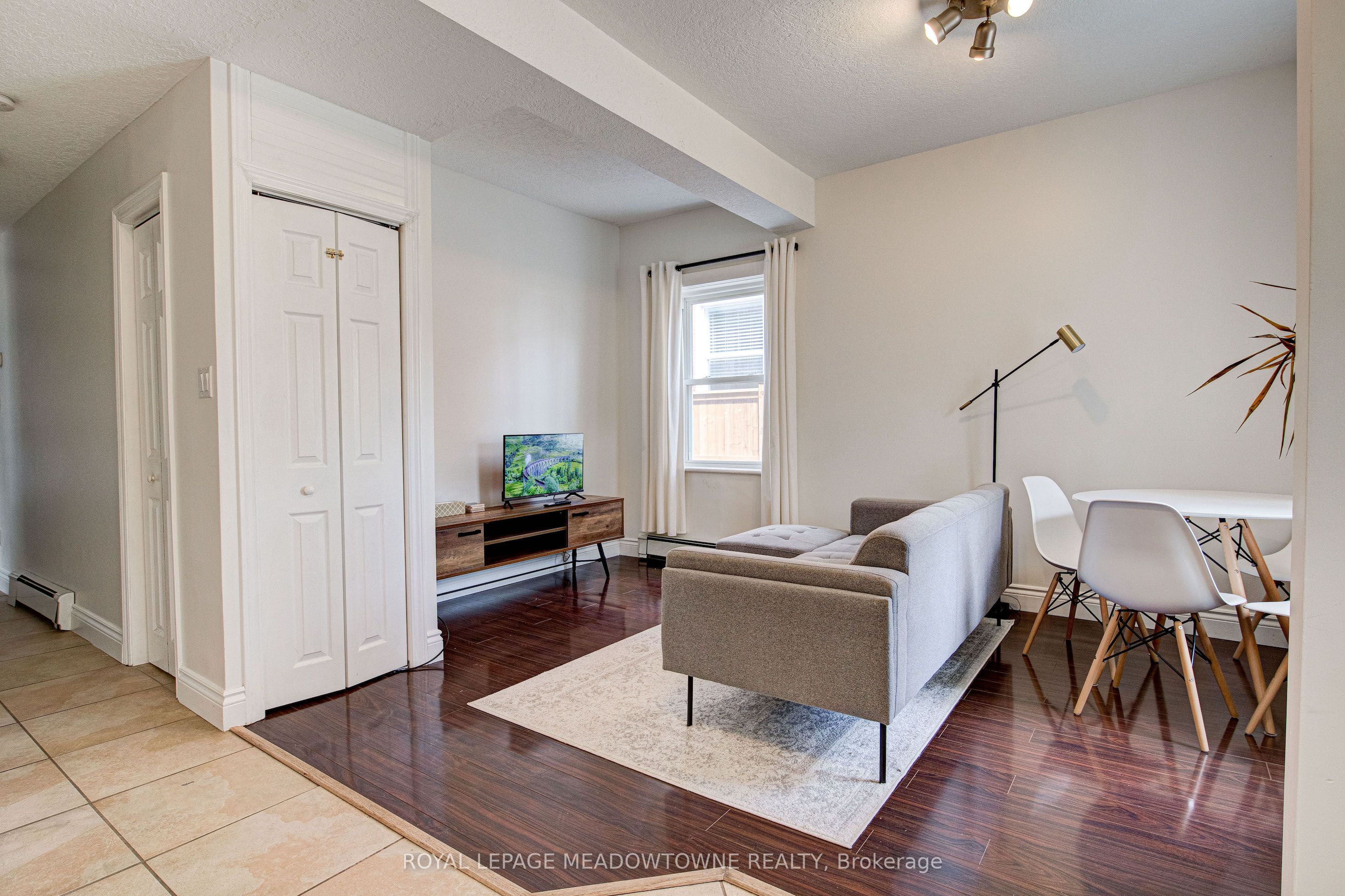 205 Liverpool Street A, Guelph, ON N1H 2L6 photo 5