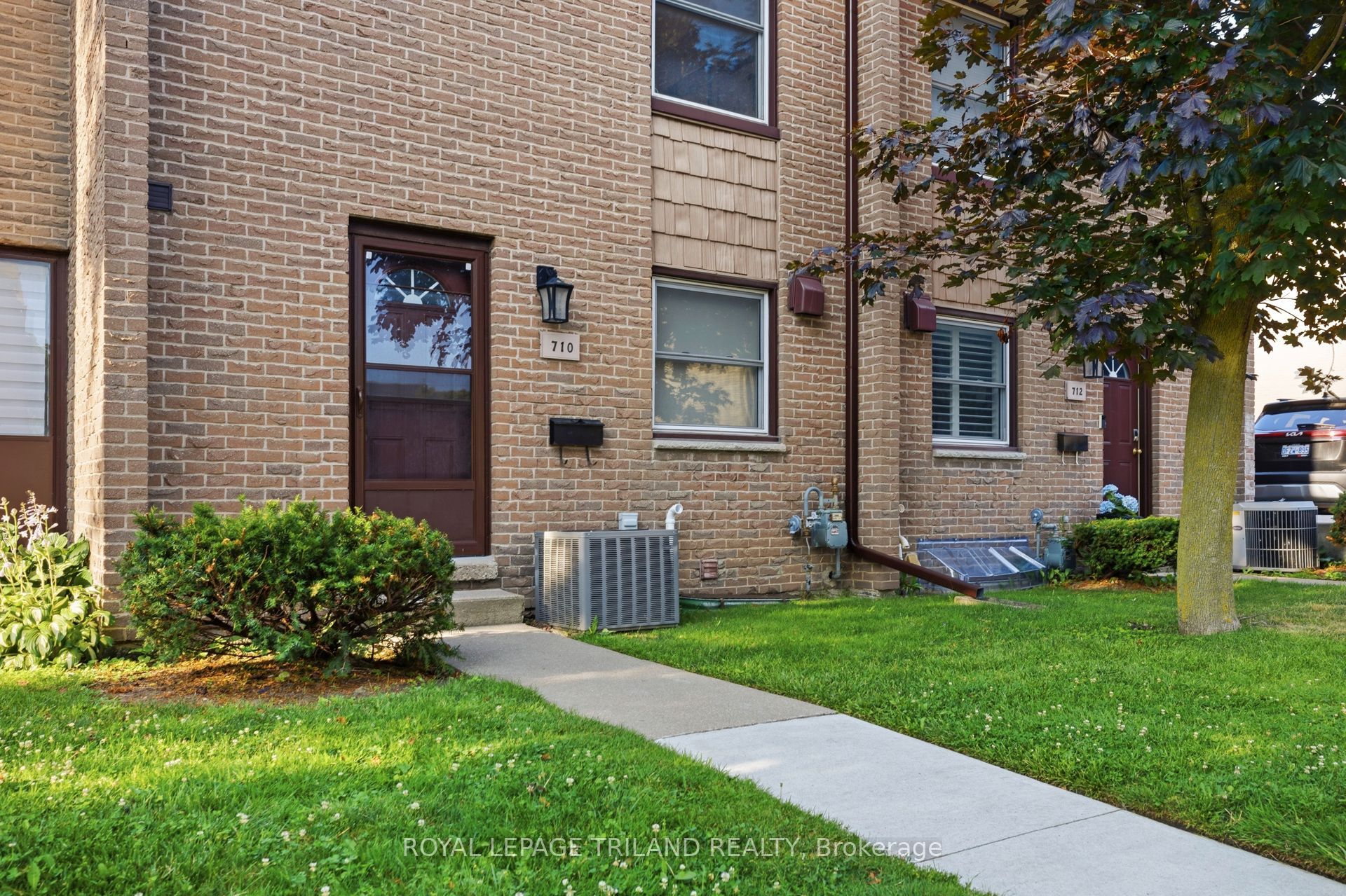 710 Wonderland Road S 8, London South, ON N6K 1L8 photo 4