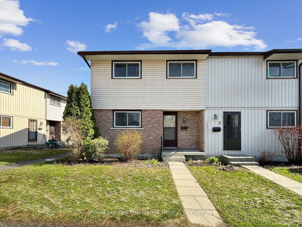 7 Tiffany Place, Quinte West, ON K8V 6A3