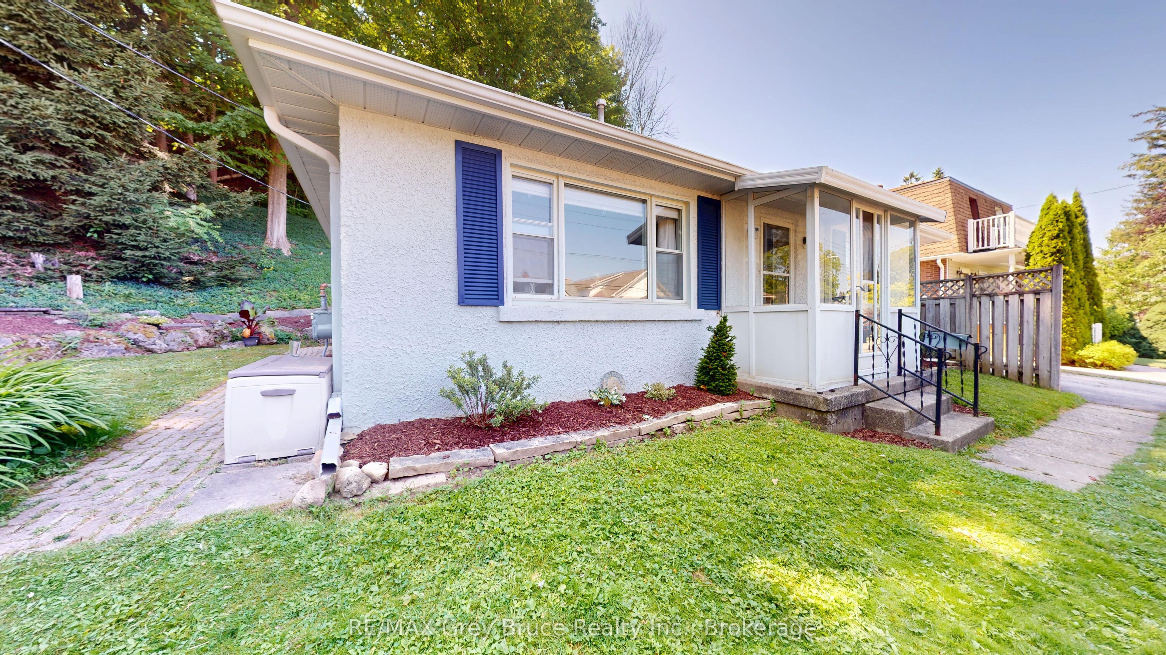250 2nd Avenue E, Owen Sound, ON N4K 2E6 photo 5
