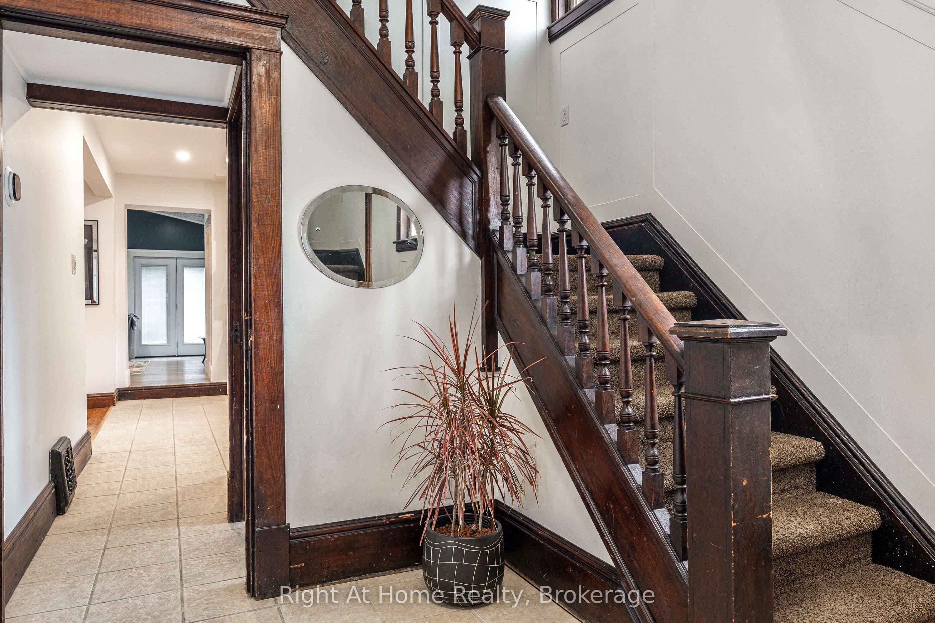 92 Rebecca Street, Stratford, ON N5A 3P3 photo 3