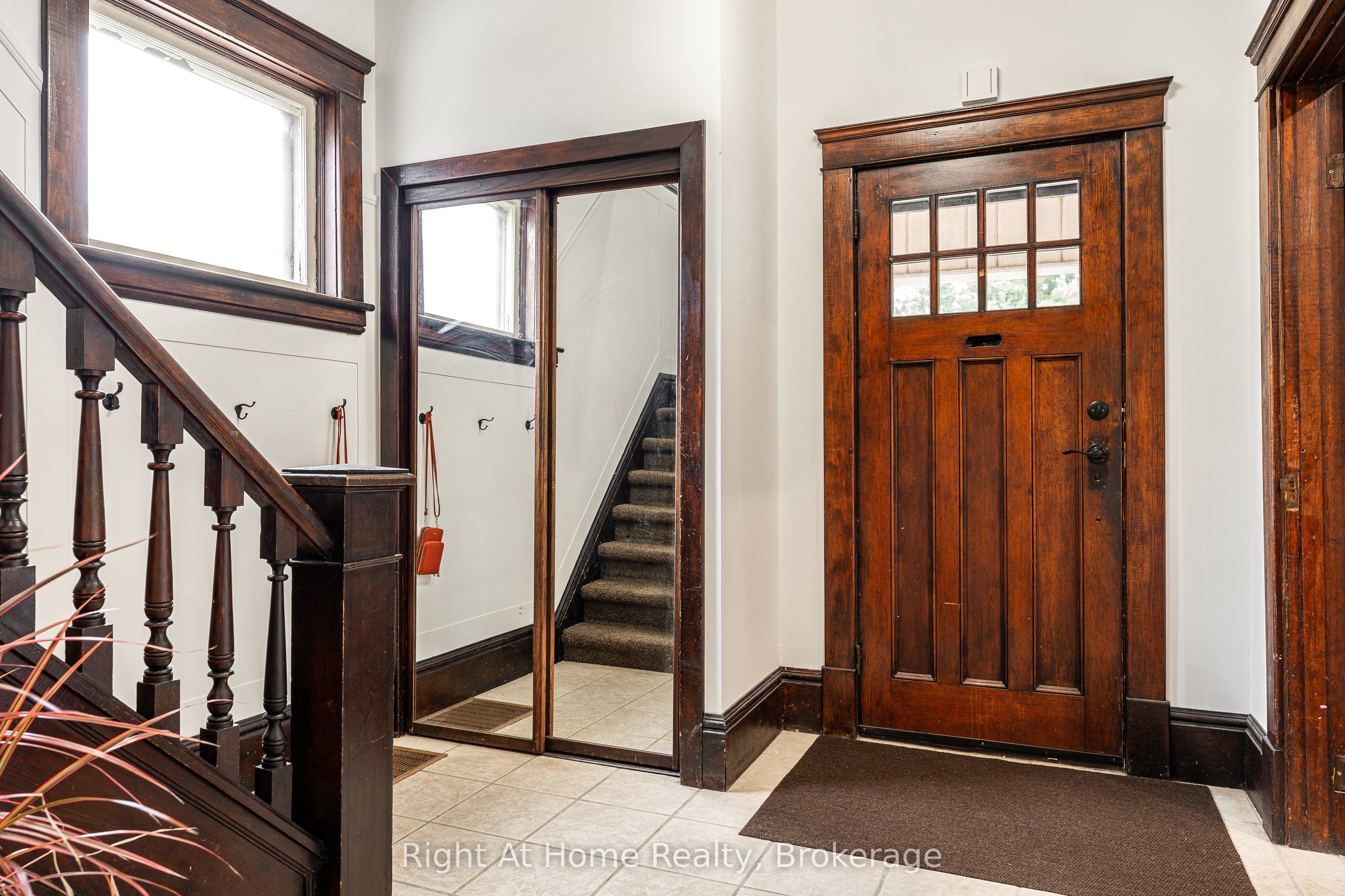 92 Rebecca Street, Stratford, ON N5A 3P3 photo 4