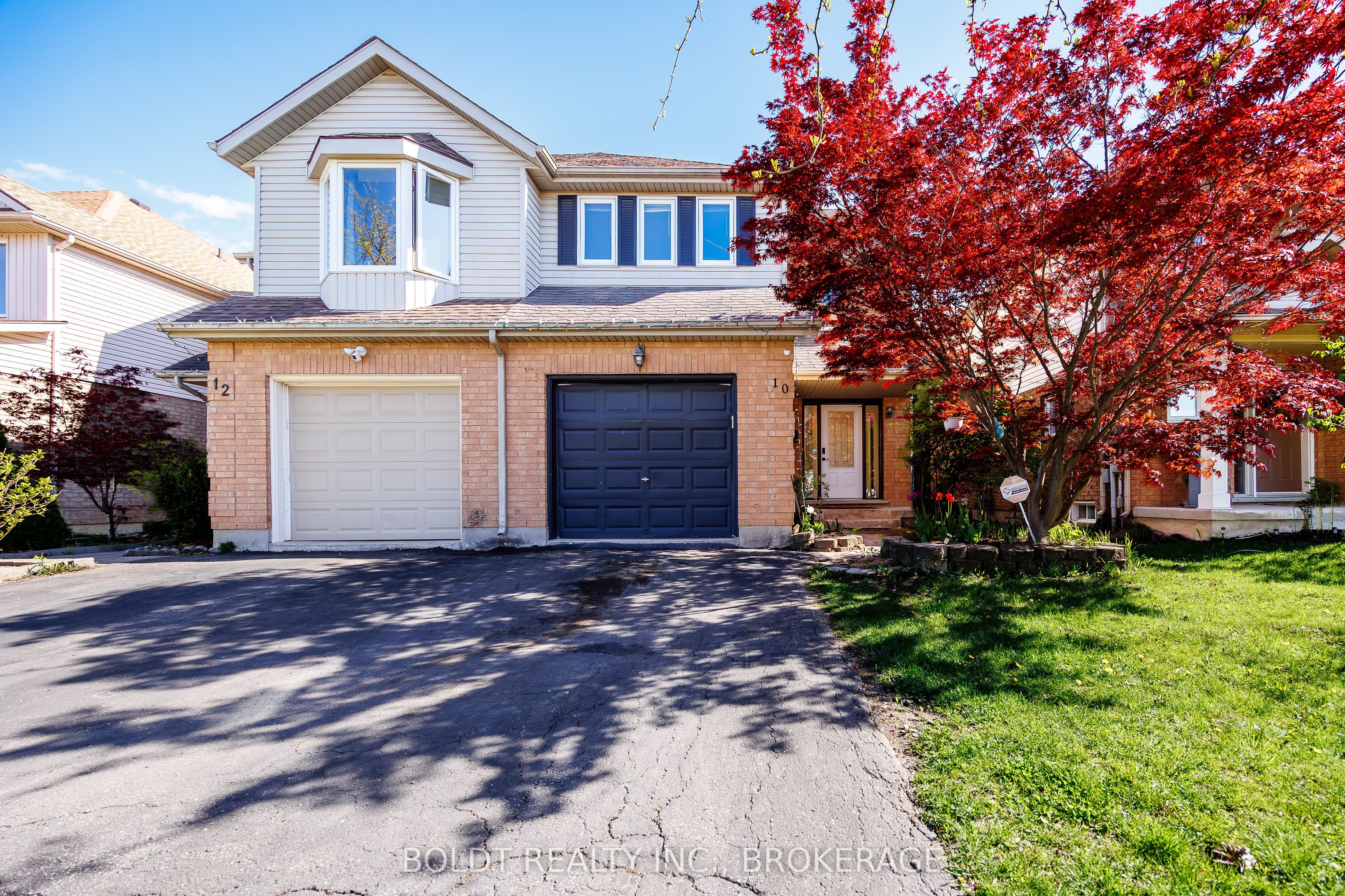 10 Maria Street, St. Catharines, ON L2S 3Y3