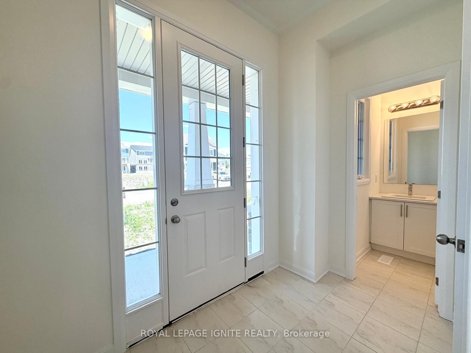 20 Royal Oak Crescent, Loyalist, ON K0H 1G0 photo 4