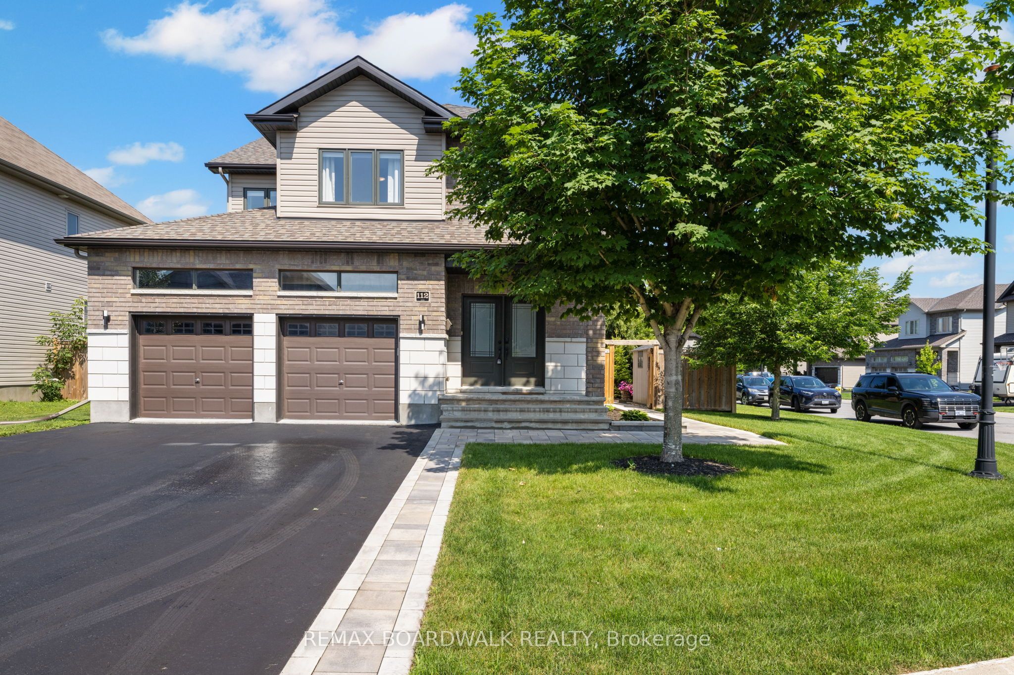112 Francis Street, Carleton Place, ON K7C 0E9