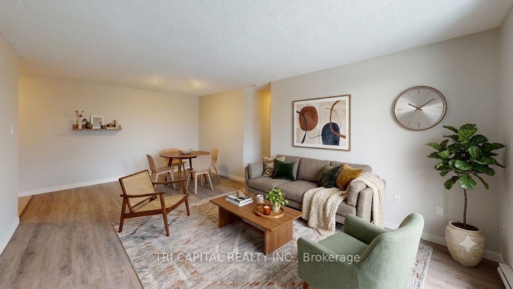 483 N Christina Street 303, Sarnia, ON N7T 5W3