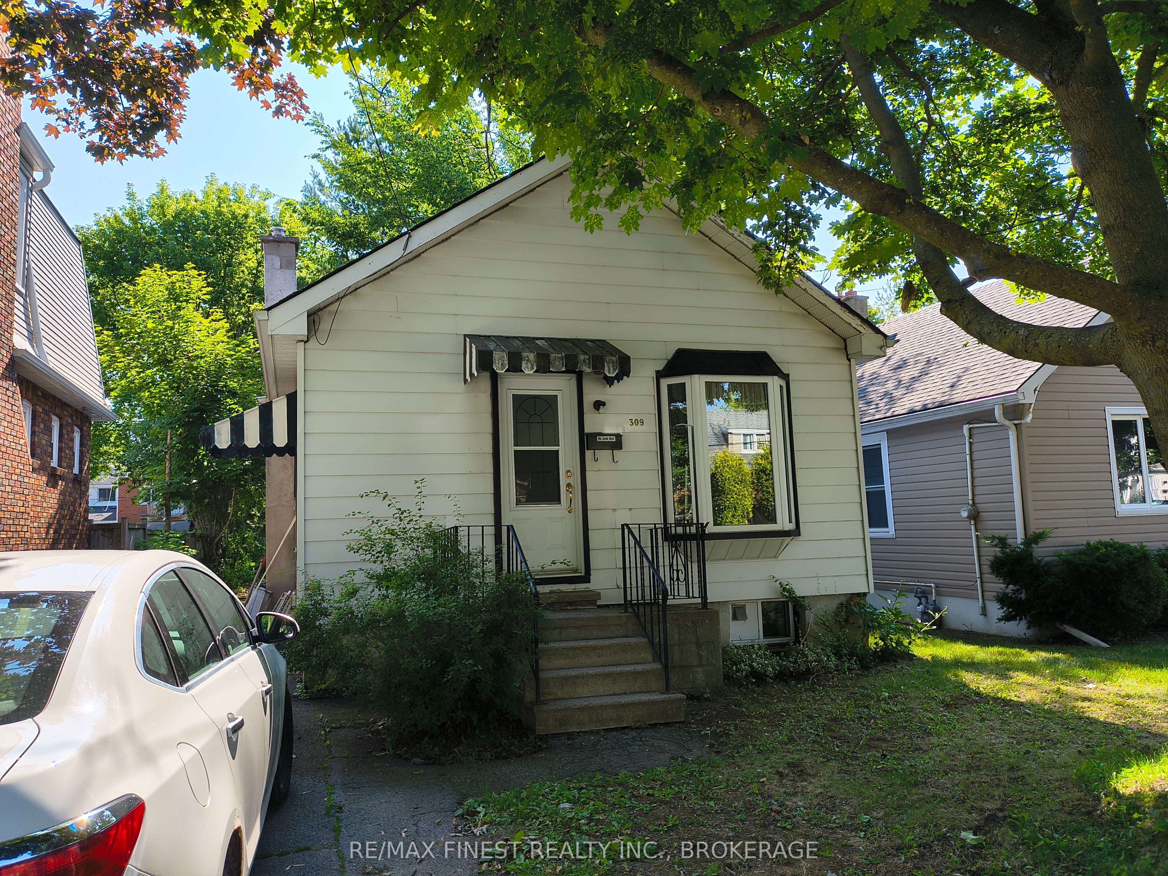 309 College Street, Kingston, ON K7L 4M3 photo 4