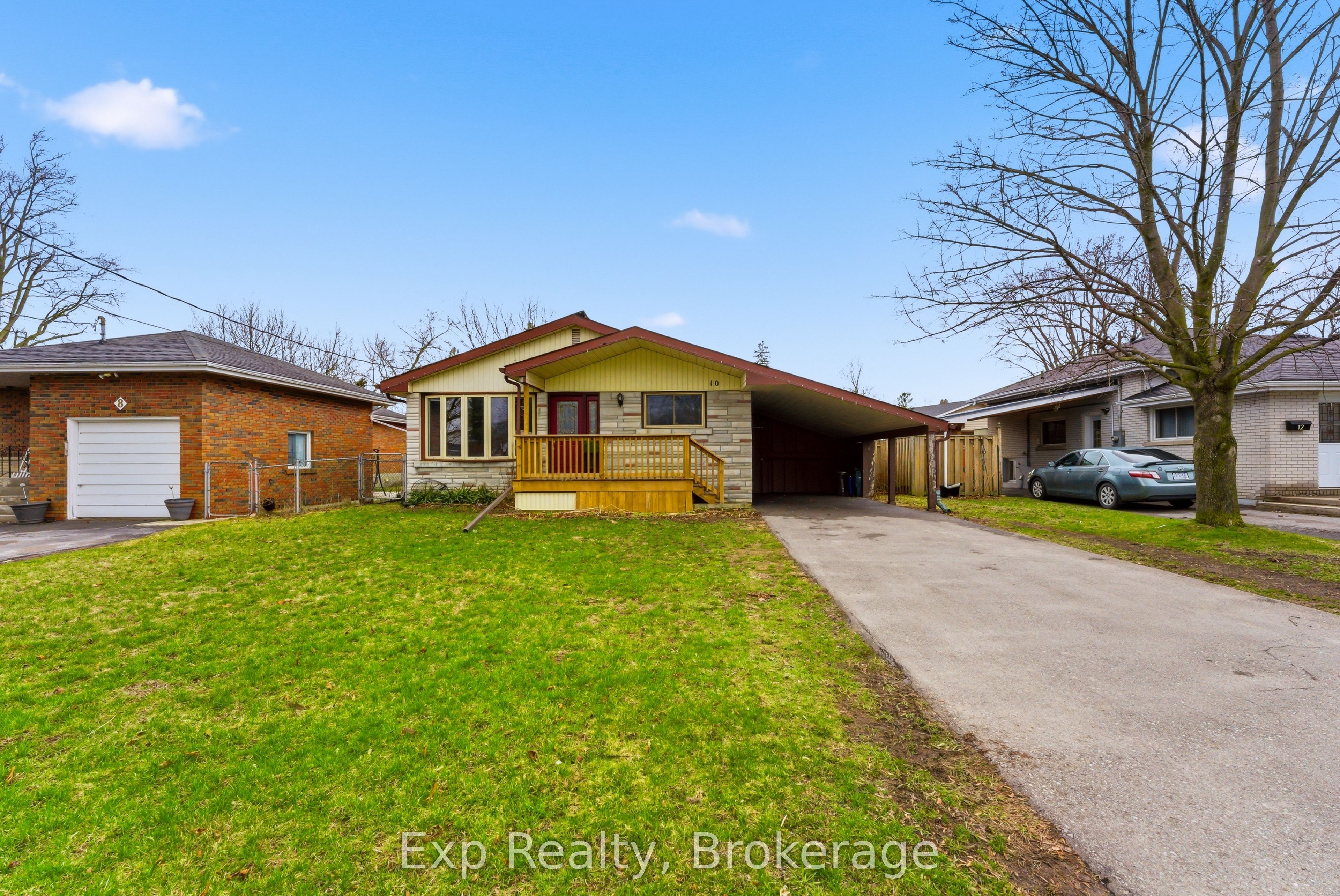 10 Plaza Square, Belleville, ON K8N 4J3 photo 3