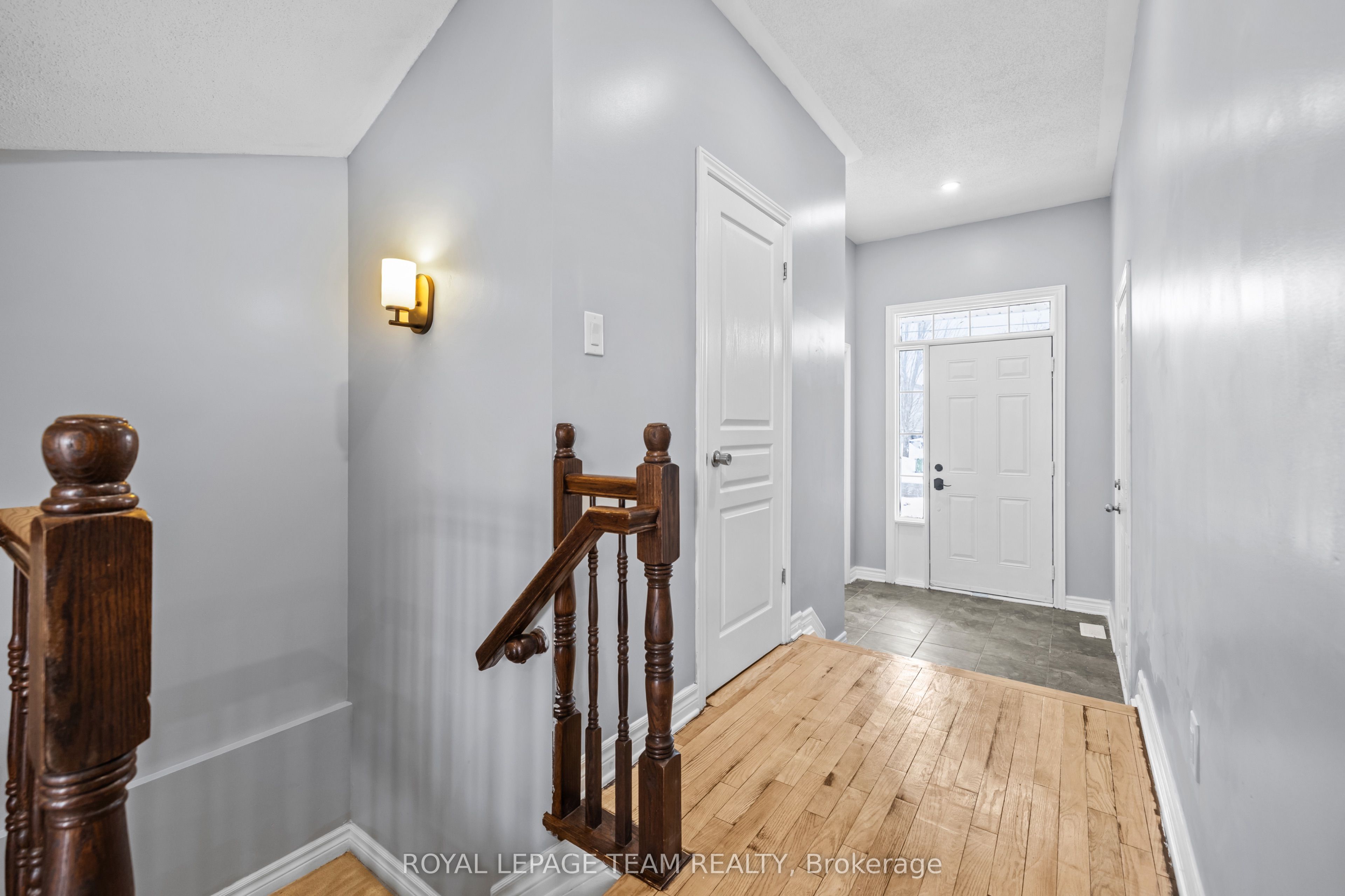 943 Klondike Road, Kanata, ON K2W 0E3 photo 4