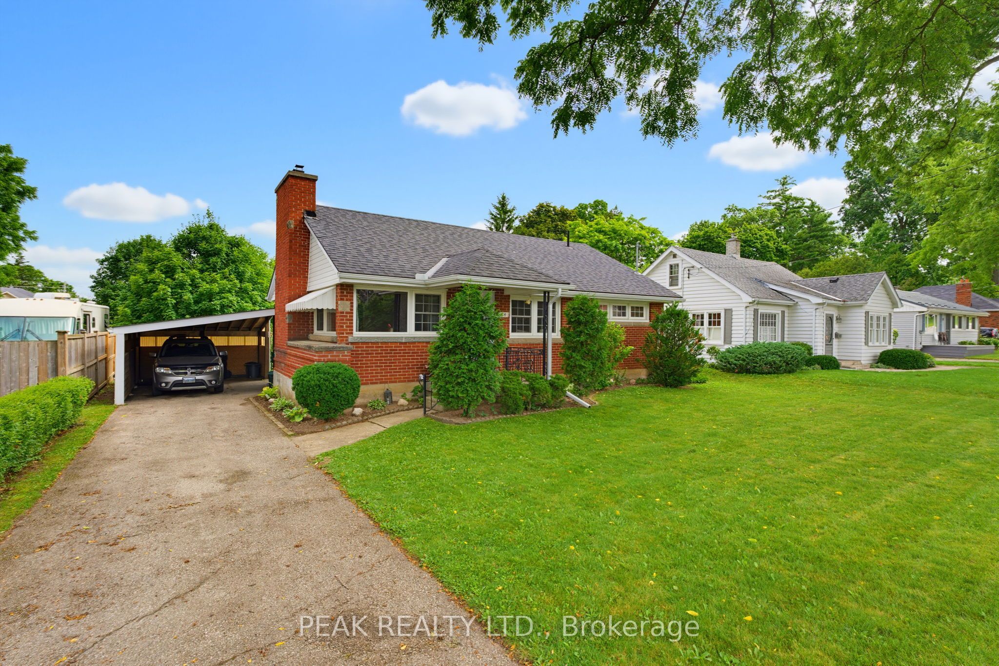 84 Dundas Street W, Brant, ON N3L 1G5 photo 3