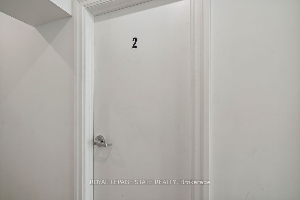 132 Prospect Street S 2, Hamilton, ON L8M 2Z2 photo 2