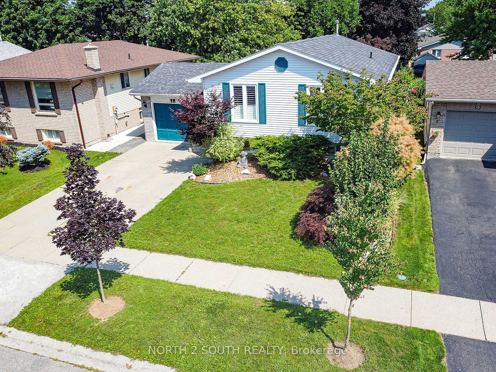 10 Latzer Crescent, Brantford, ON N3V 1C9 photo 3
