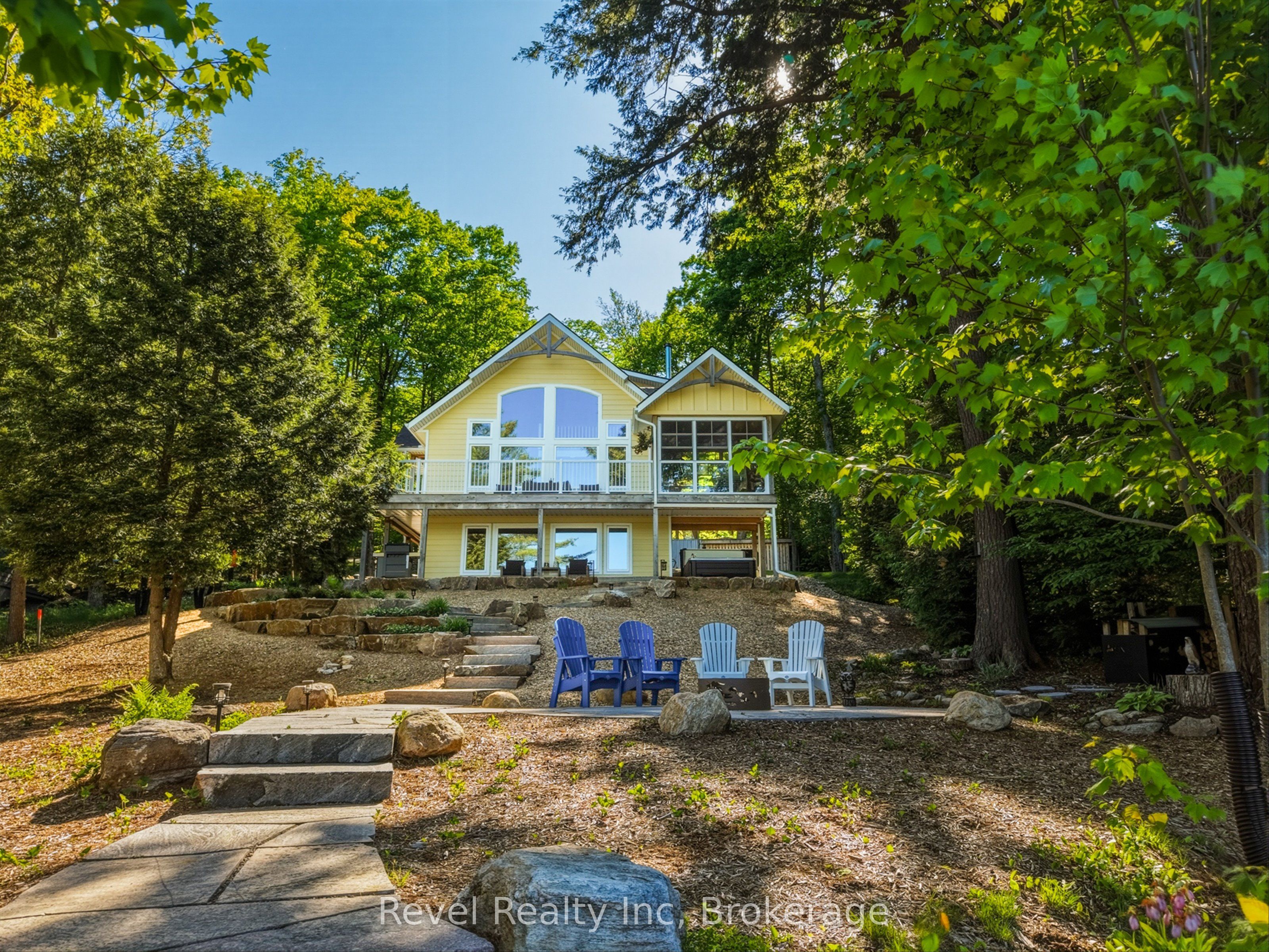 1090 Lawson Road, Lake of Bays, ON P0B 1A0 photo 2