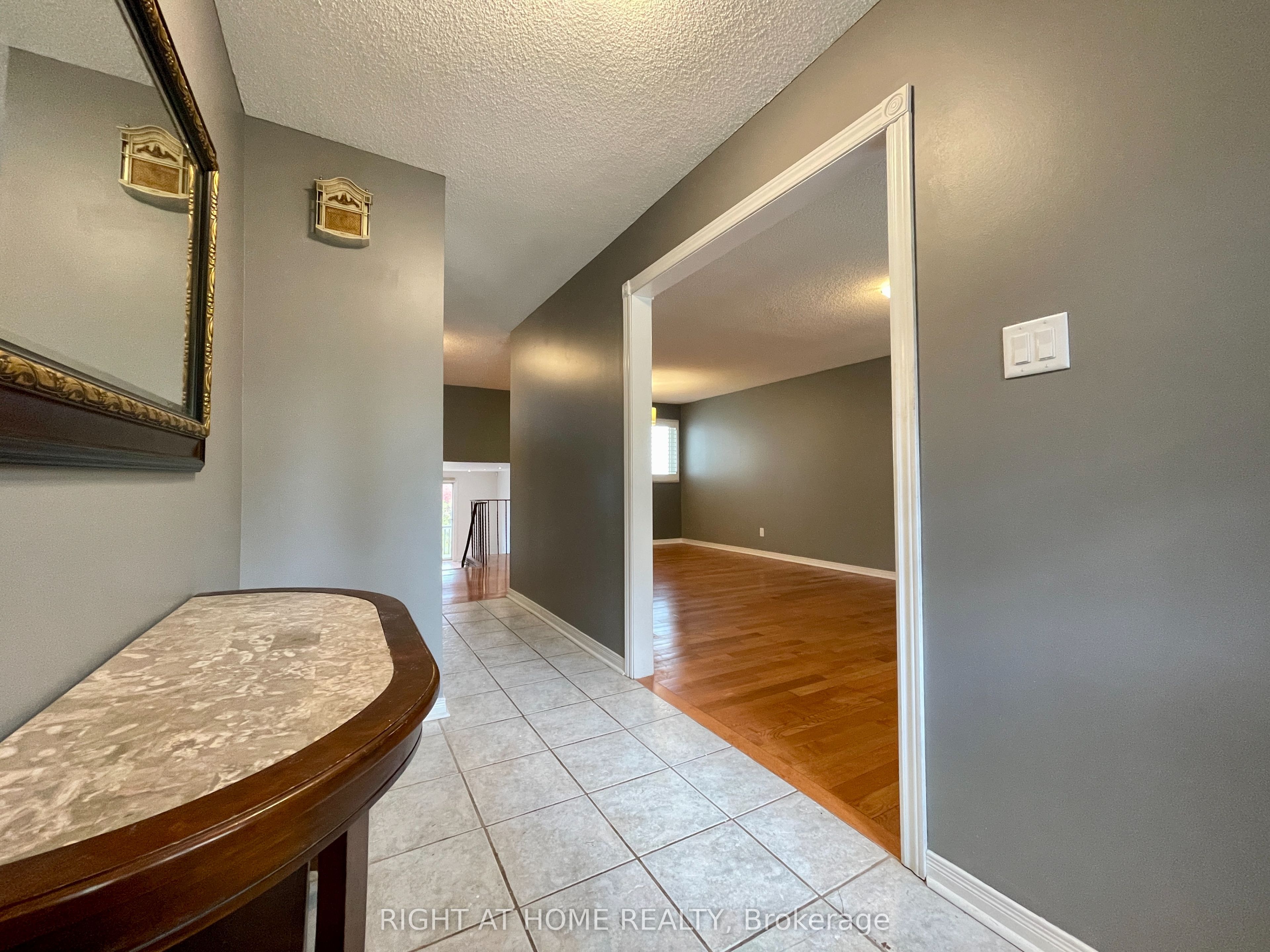 183 Autumn Hill Crescent Upper, Kitchener, ON N2N 1K9 photo 3