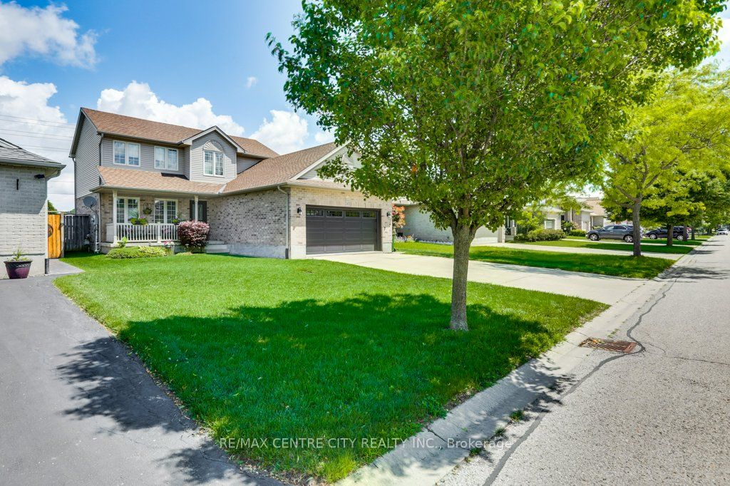 45 Riverbank Drive, St. Thomas, ON N5P 4M8 photo 2