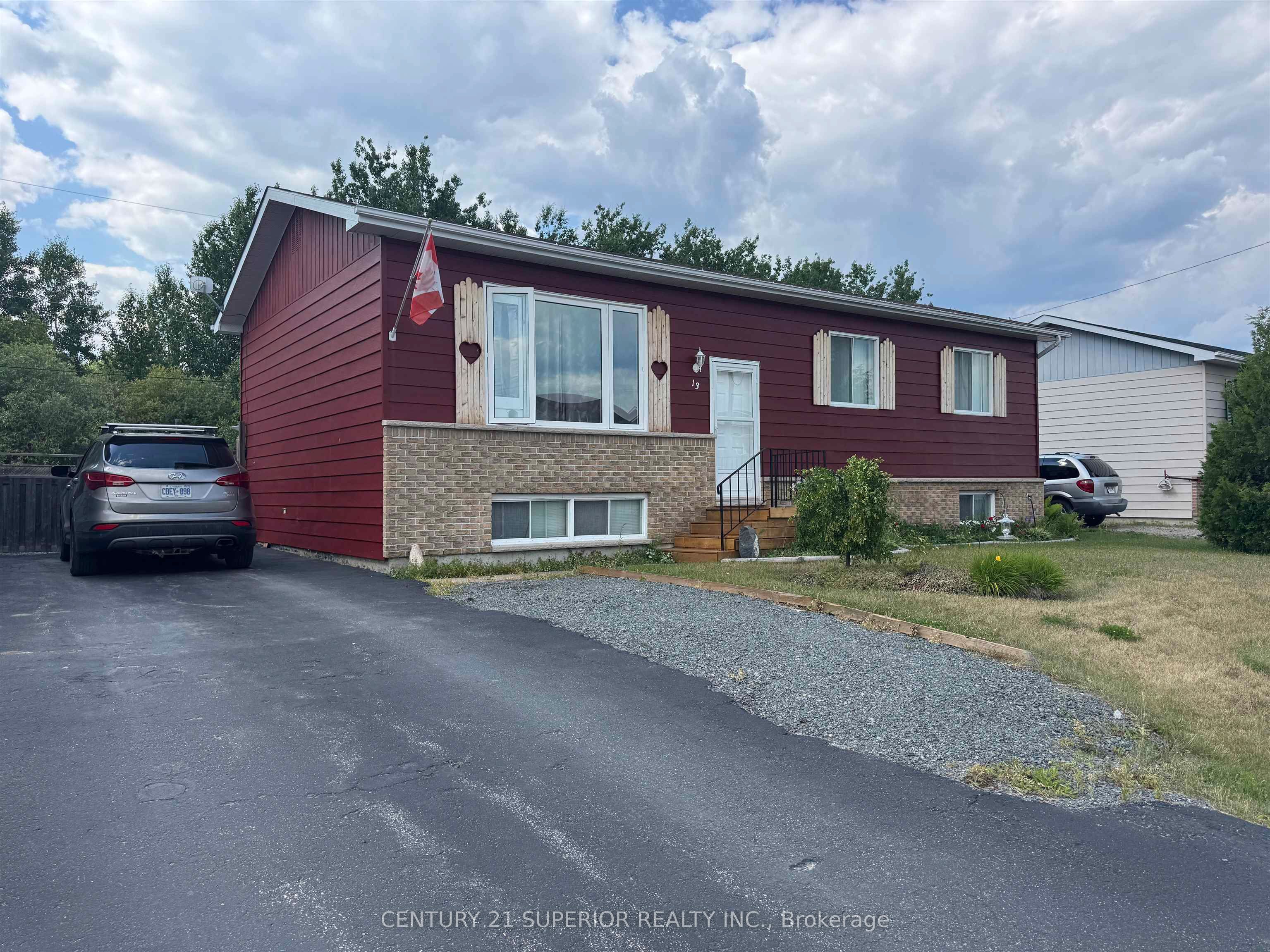 13 Moose Drive, Manitouwadge, ON P0T 2C0 photo 2