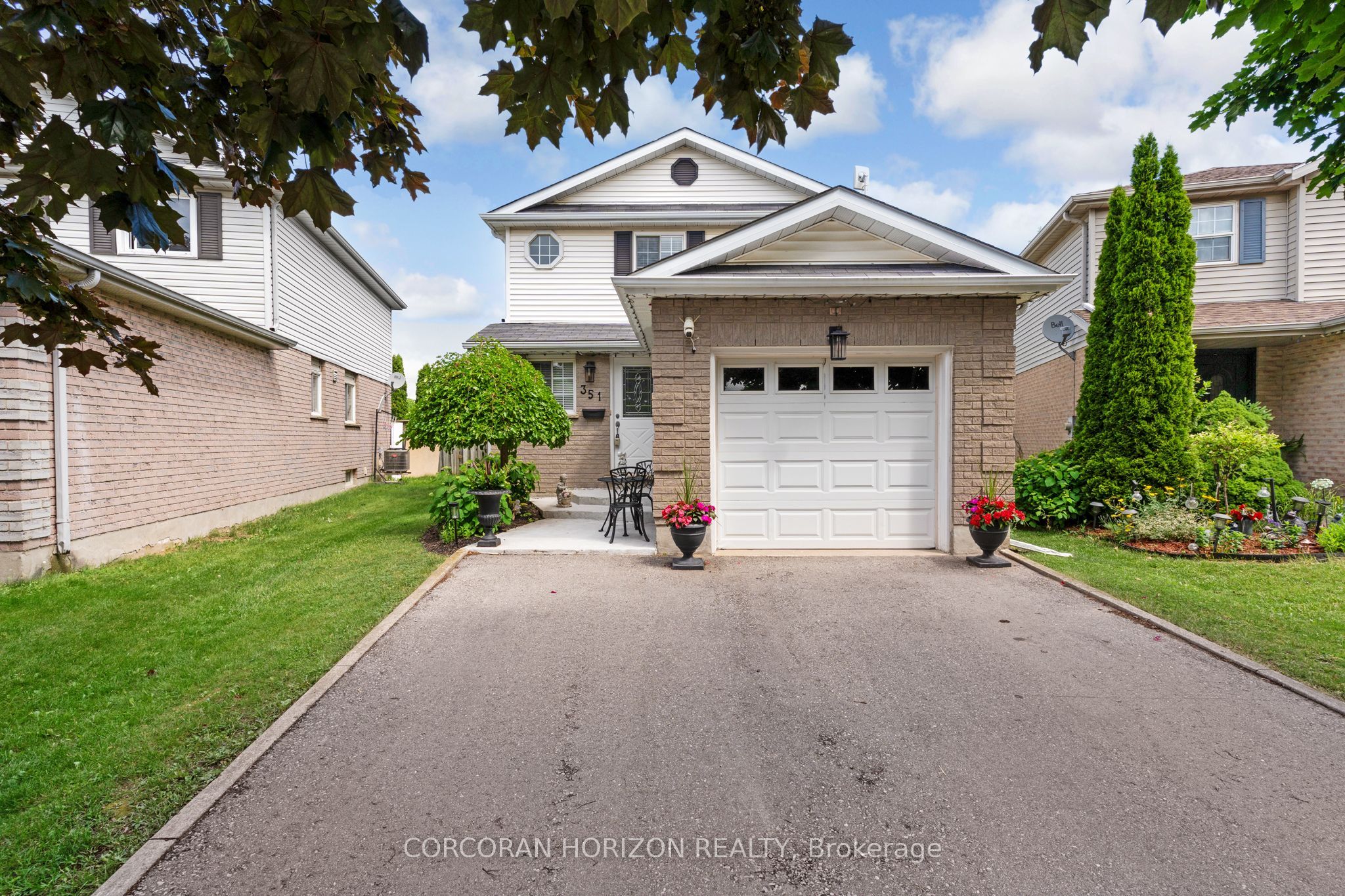 351 Northview Heights Place, Cambridge, ON N1R 8J1 photo 2
