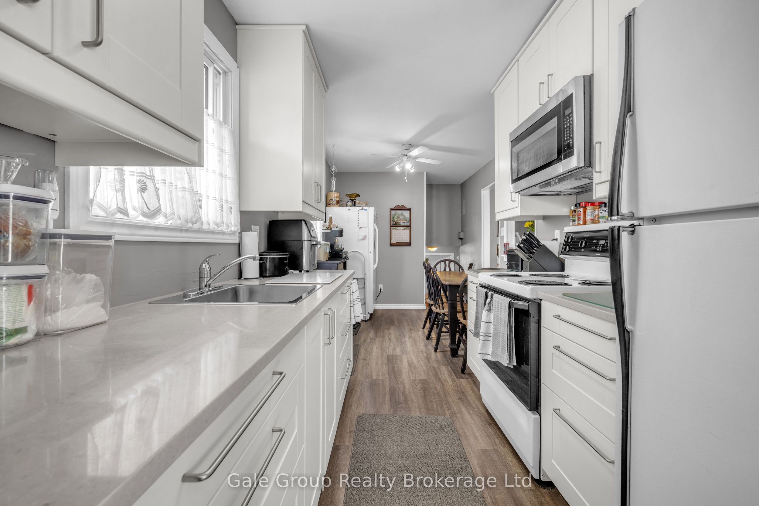 33 Inverness Street, Brantford, ON N3V 1A9 photo 5