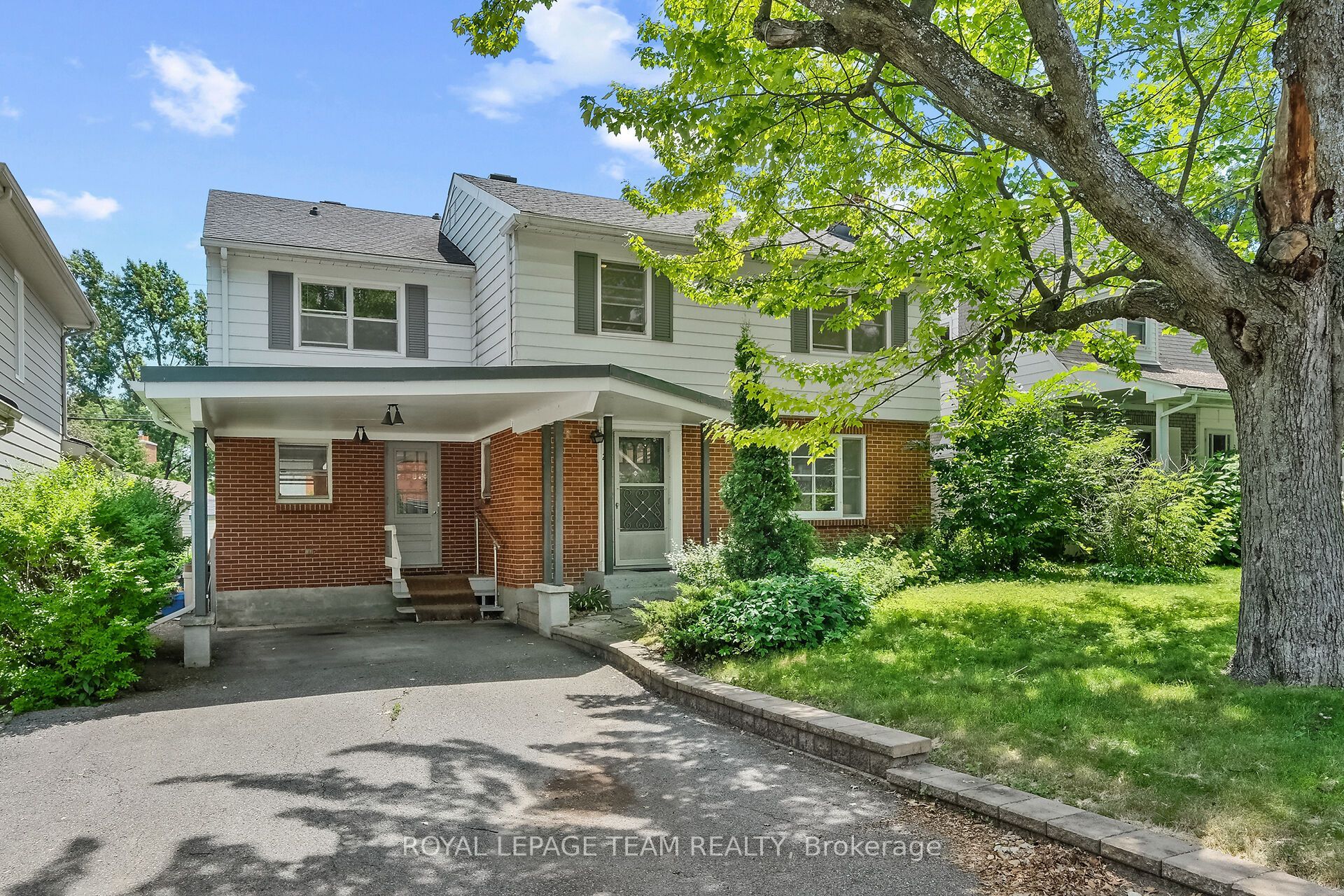 2056 Dovercourt Avenue, Carlingwood - Westboro and Area, ON K2A 0X1