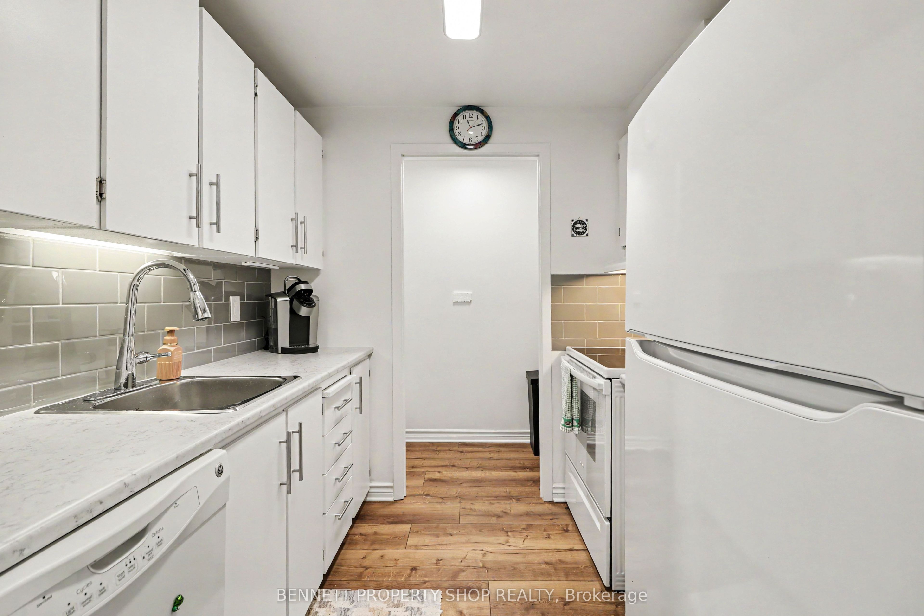6470 Bilberry Drive 307, Orleans - Convent Glen and Area, ON K1C 4P1 photo 5