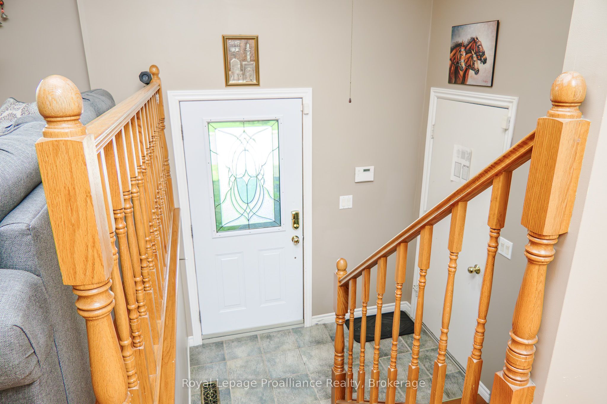 44 Ireland Drive, Quinte West, ON K8V 5X3 photo 4