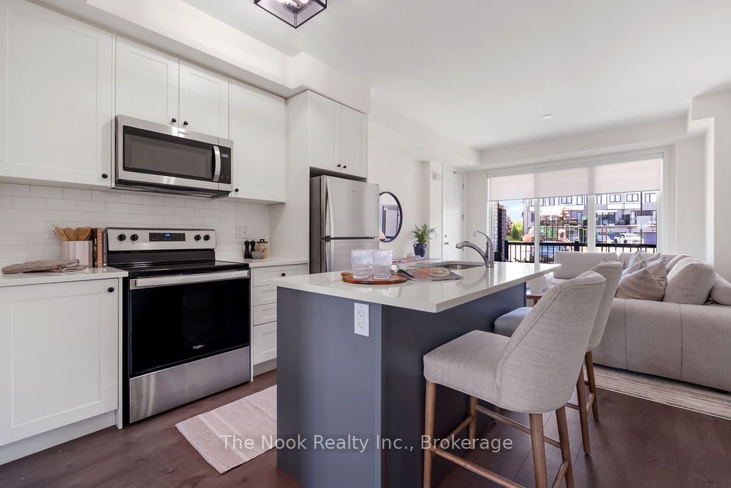 160 Densmore Road 702, Cobourg, ON K9A 0X8