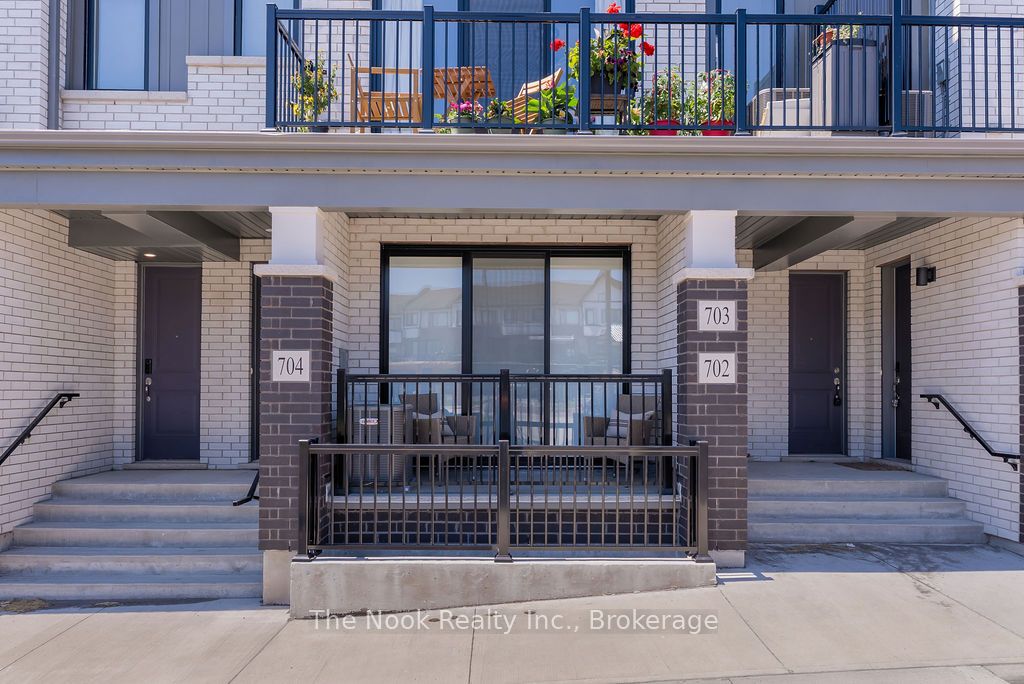 160 Densmore Road 702, Cobourg, ON K9A 0X8 photo 4