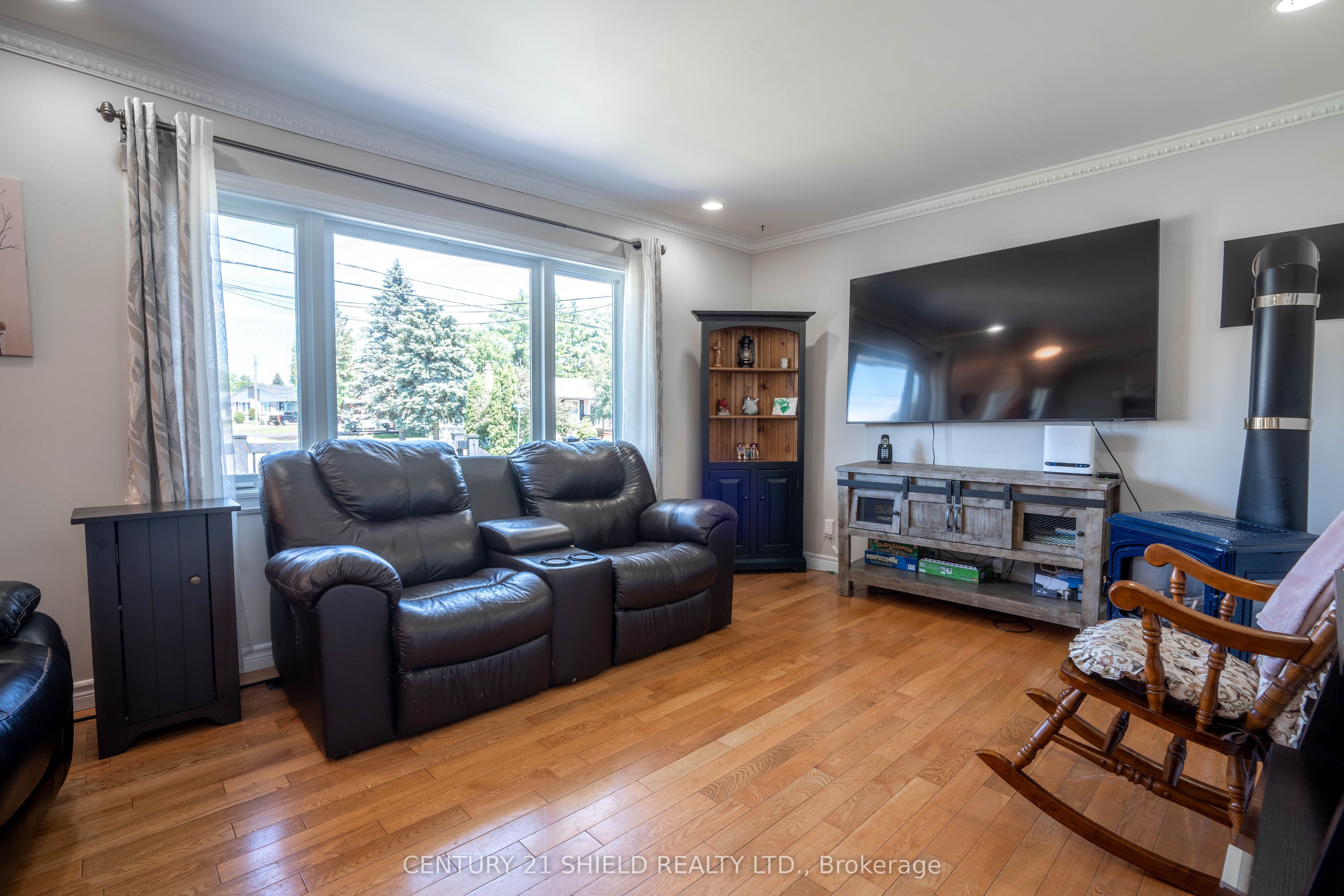 450 Patrick Street, Cornwall, ON K6K 1G5 photo 5