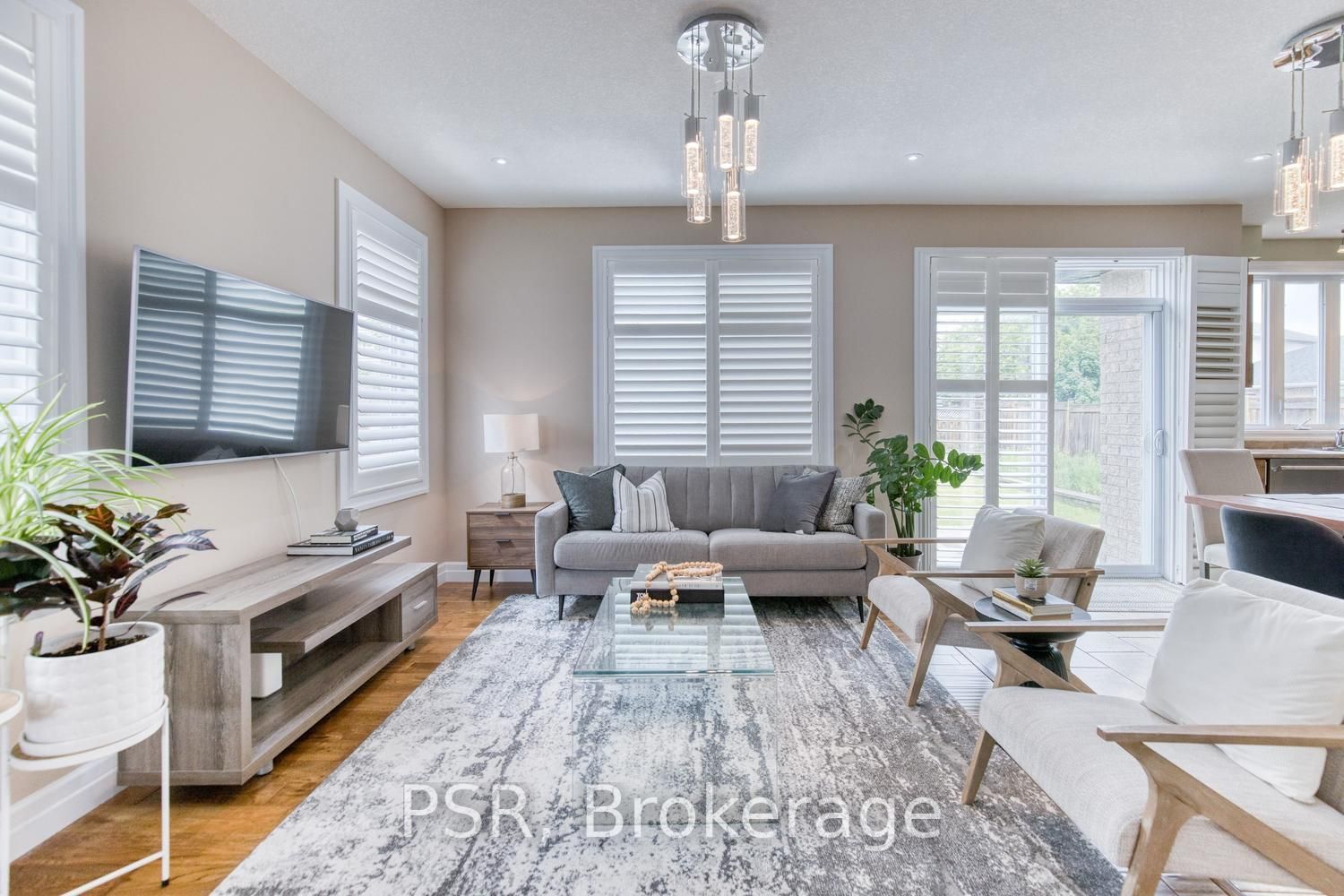 540 Landgren Court, Waterloo, ON N2A 4J7 photo 5
