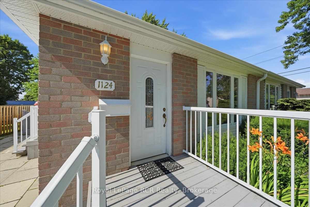 1124 12th Street E, Owen Sound, ON N4K 5Y6 photo 4