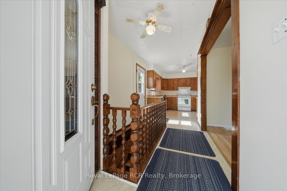 1124 12th Street E, Owen Sound, ON N4K 5Y6 photo 5
