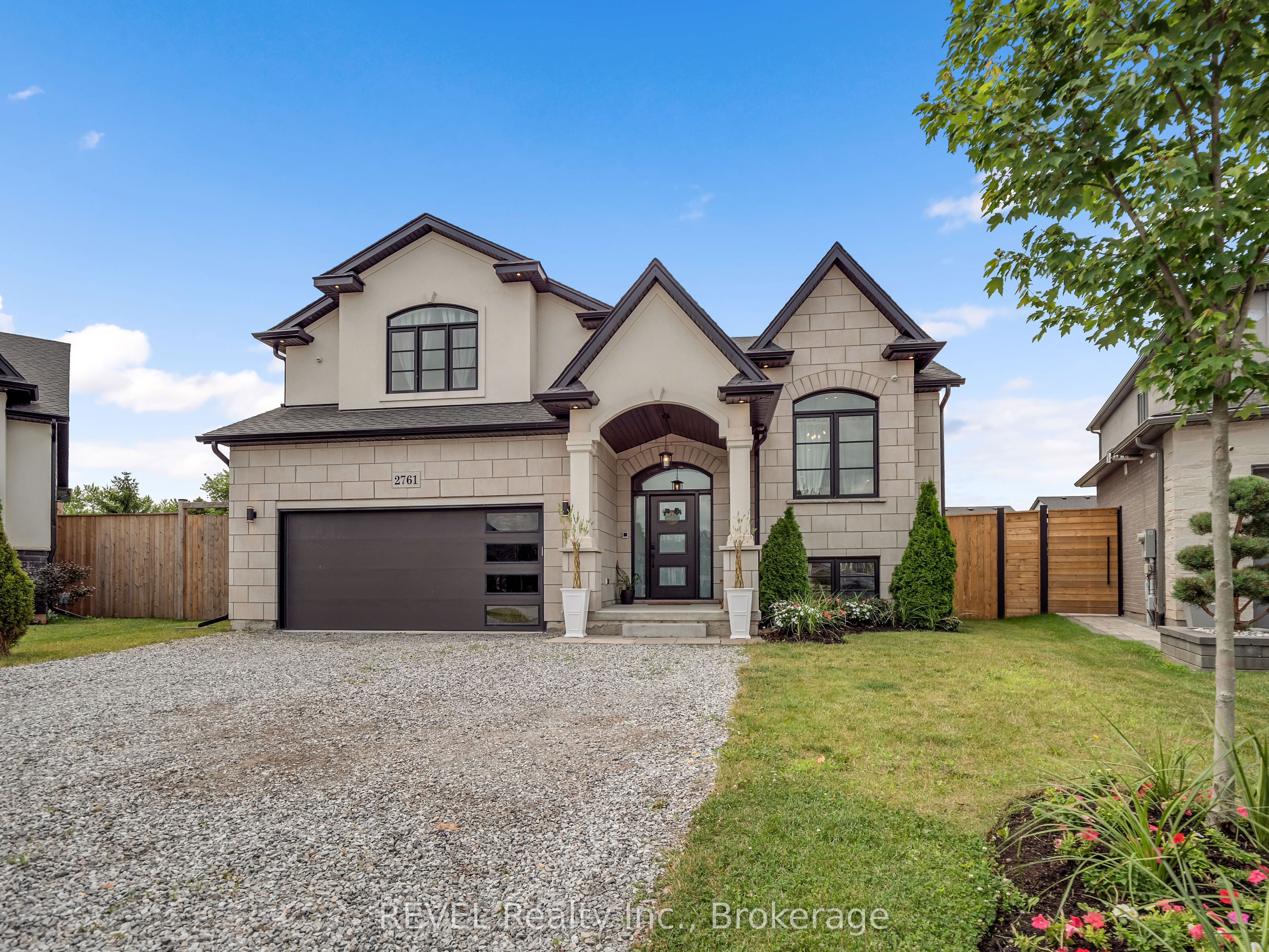 2761 Arrowsmith Court, Fort Erie, ON L0S 1S0