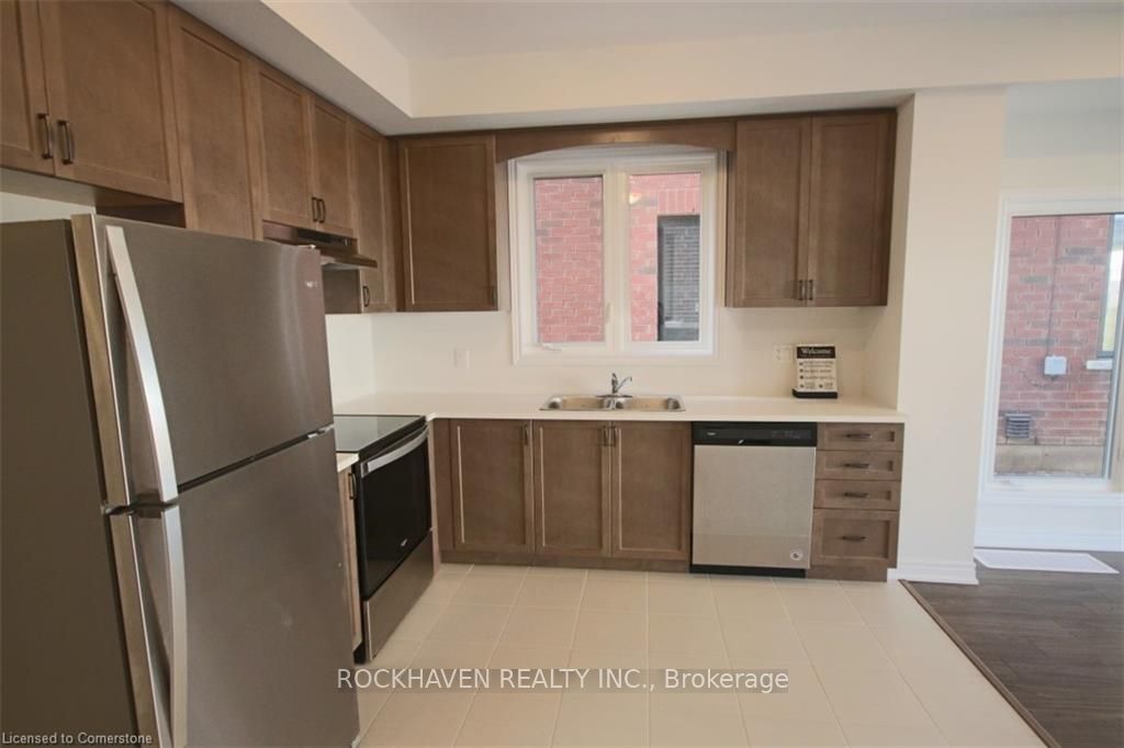 51 Gibson Avenue, Hamilton, ON L8L 6J7 photo 4