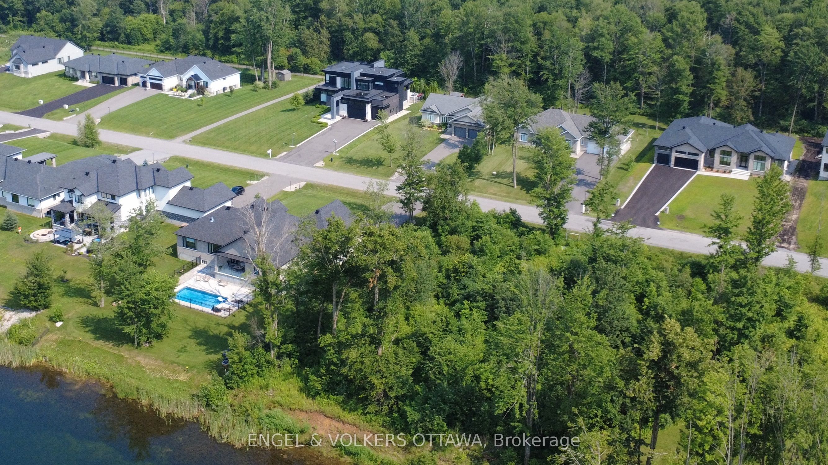 576 Shoreway Drive, Greely - Metcalfe - Osgoode - Vernon and Area, ON K4P 0G3 photo 5