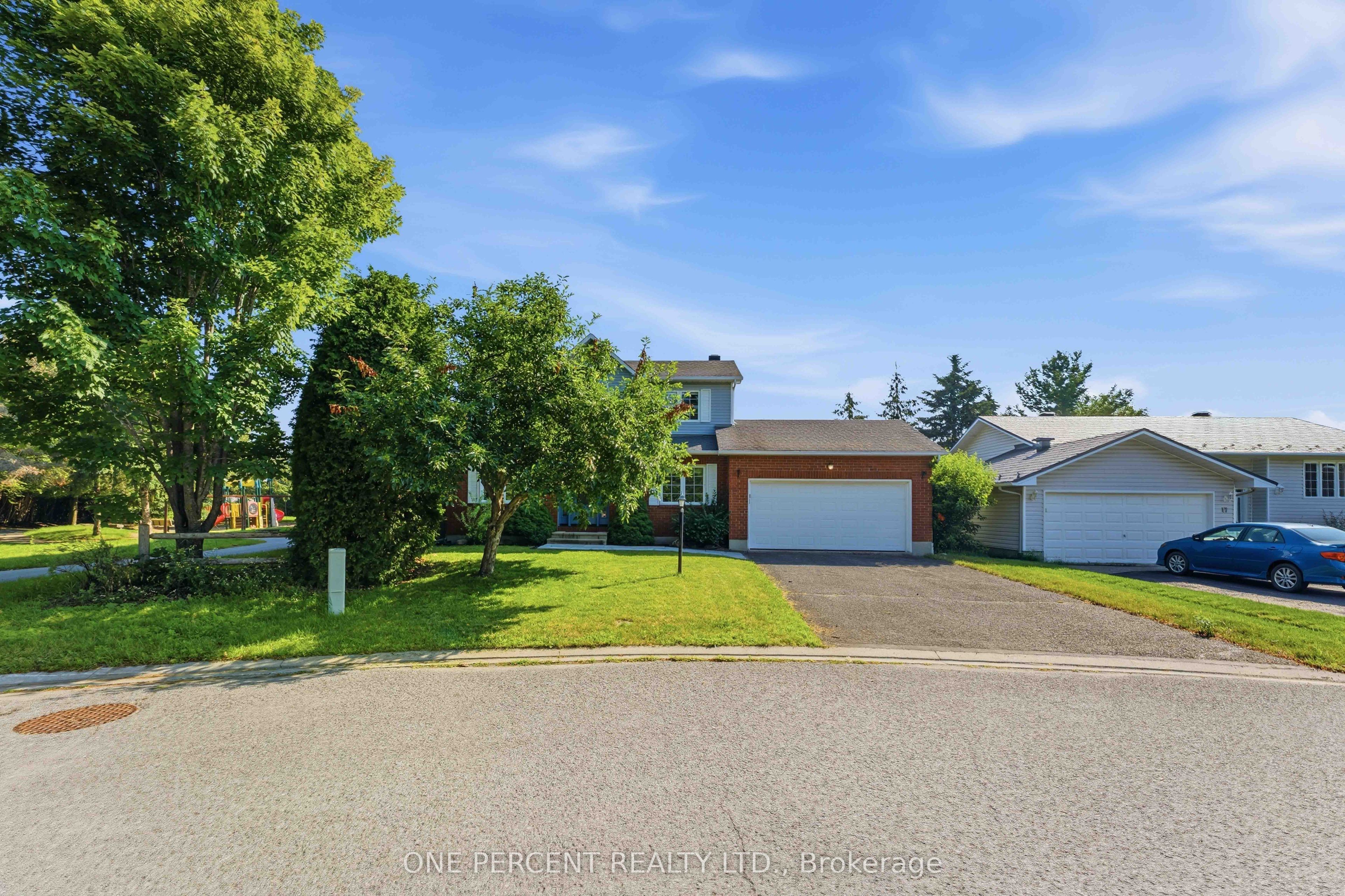 19 Amy Street, Stittsville - Munster - Richmond, ON K2S 1L7 photo 2