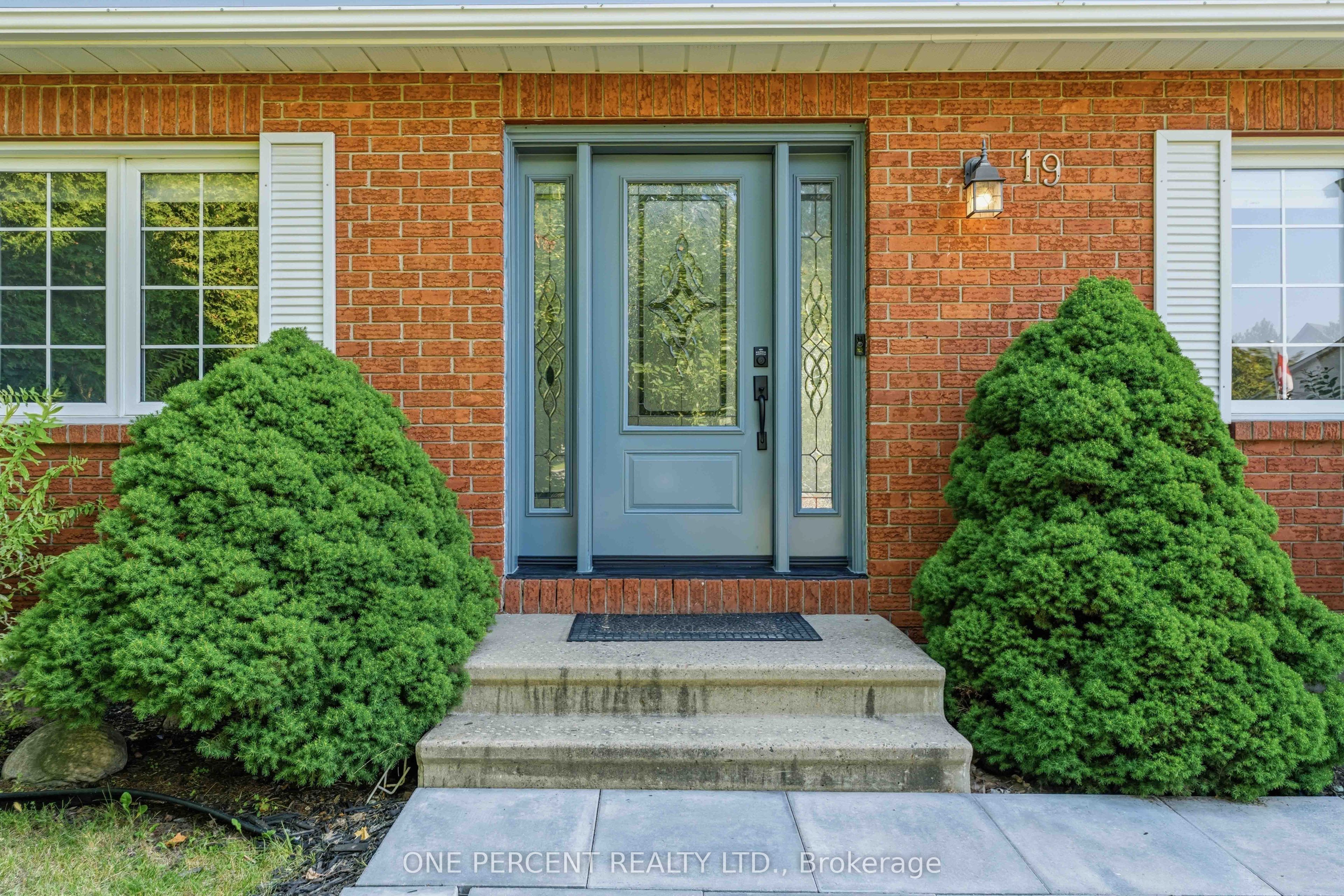 19 Amy Street, Stittsville - Munster - Richmond, ON K2S 1L7 photo 5