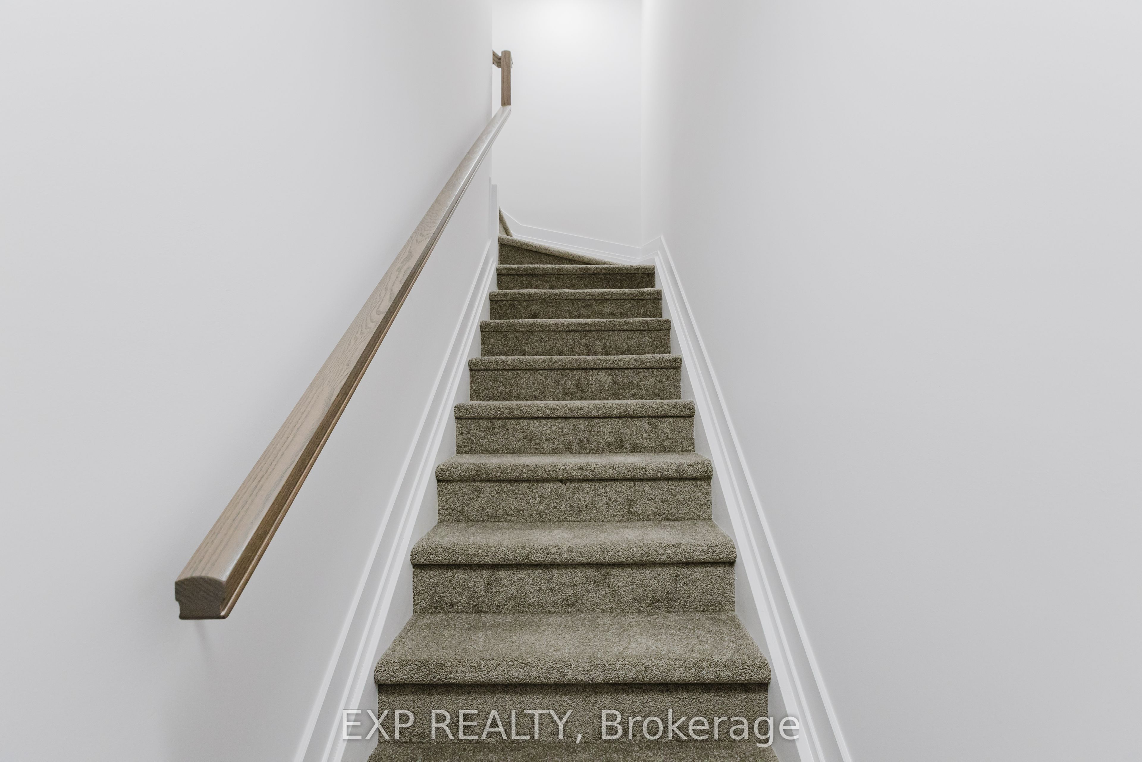 605 Silhouette Private, Barrhaven, ON K2J 4S3 photo 3