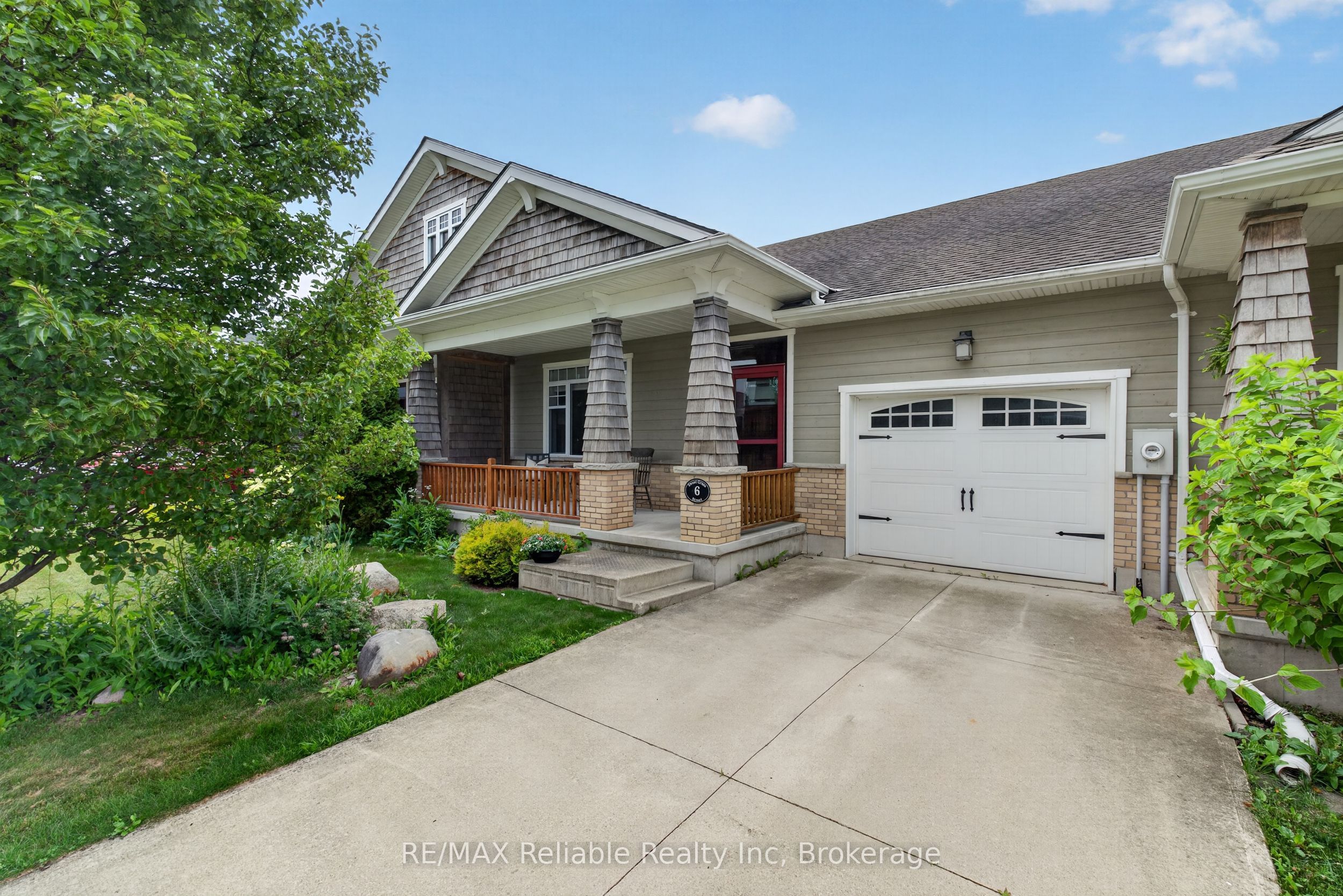 6 Sweet Grass Street, Bluewater, ON N0M 1G0