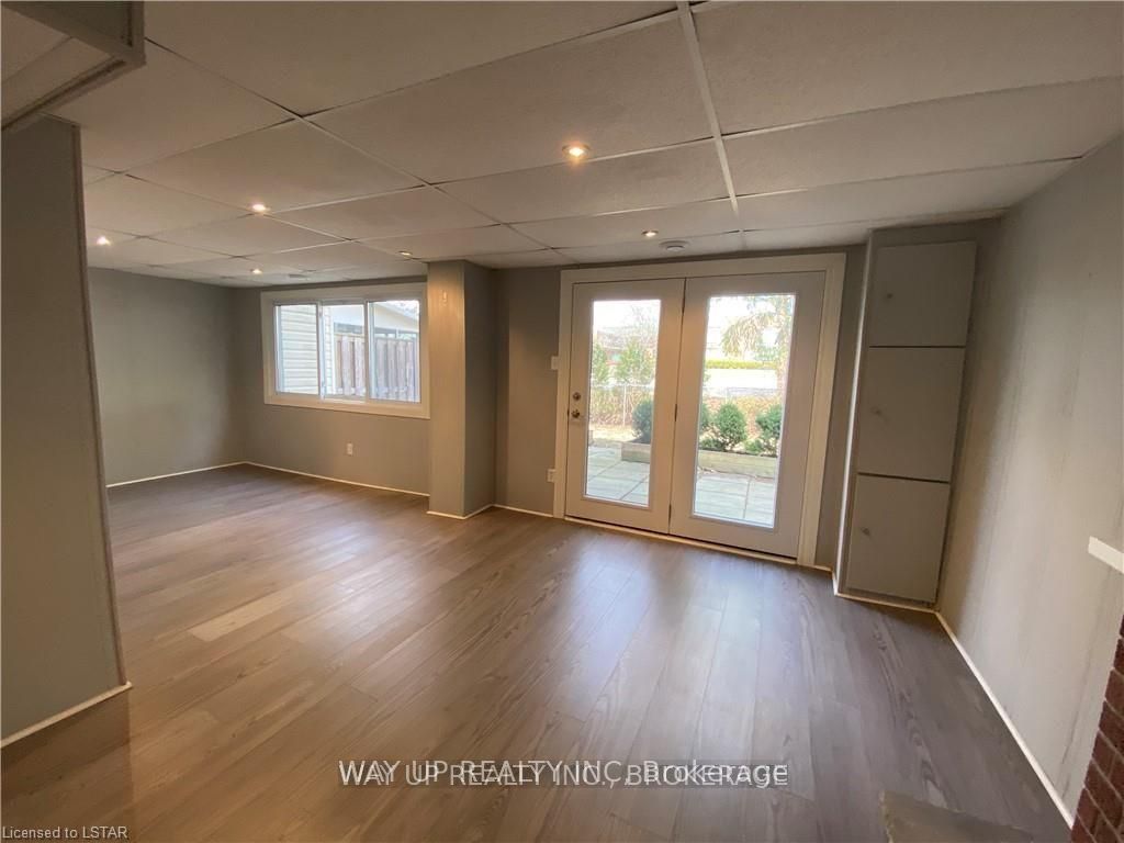 730 Wilkins Street, London South, ON N6C 4Z9 photo 2