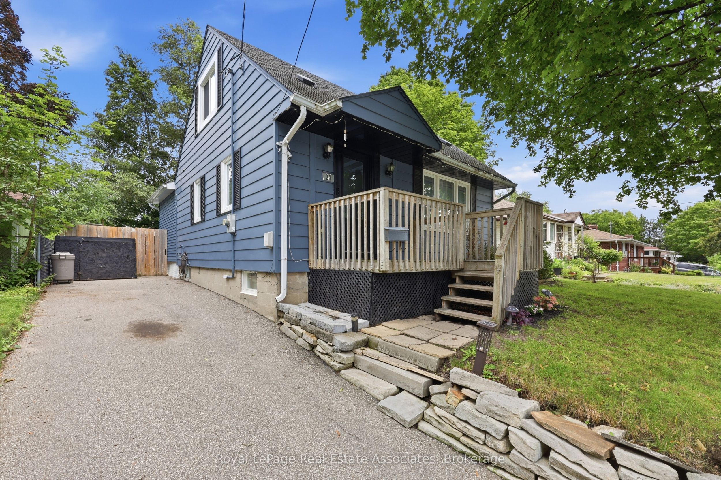 21 Ridgewood Avenue, Guelph, ON N1H 6C3 photo 5