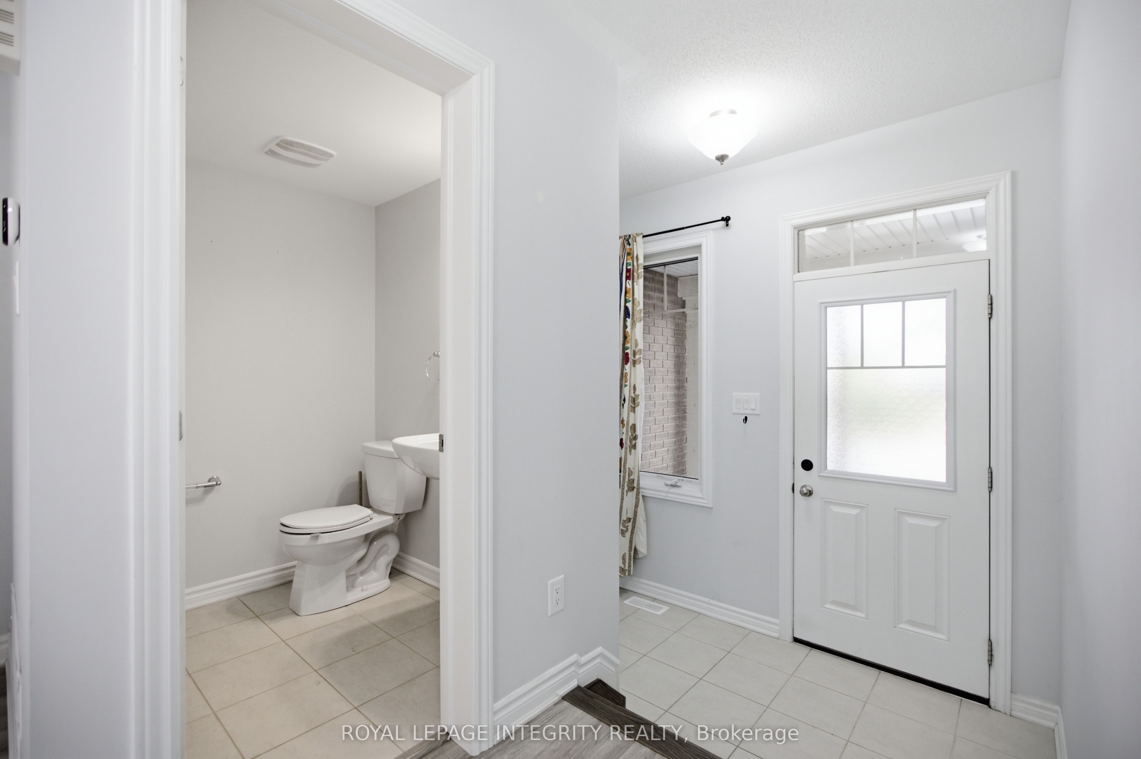 2235 Watercolours Way, Barrhaven, ON K2J 6L3 photo 3